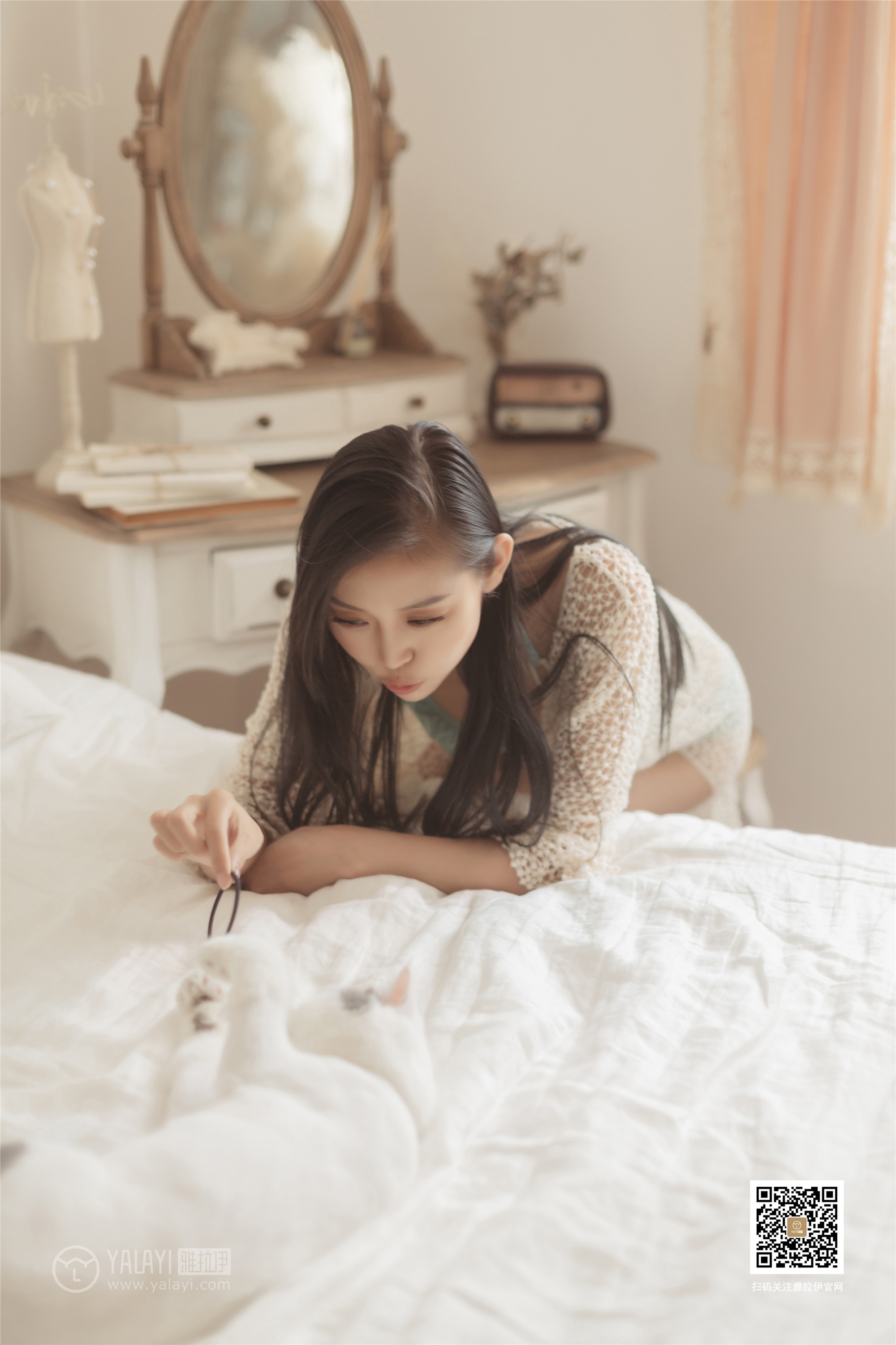 YaLaYi雅拉伊 2019-08-17 Vol.0362 图雅 轻抚你