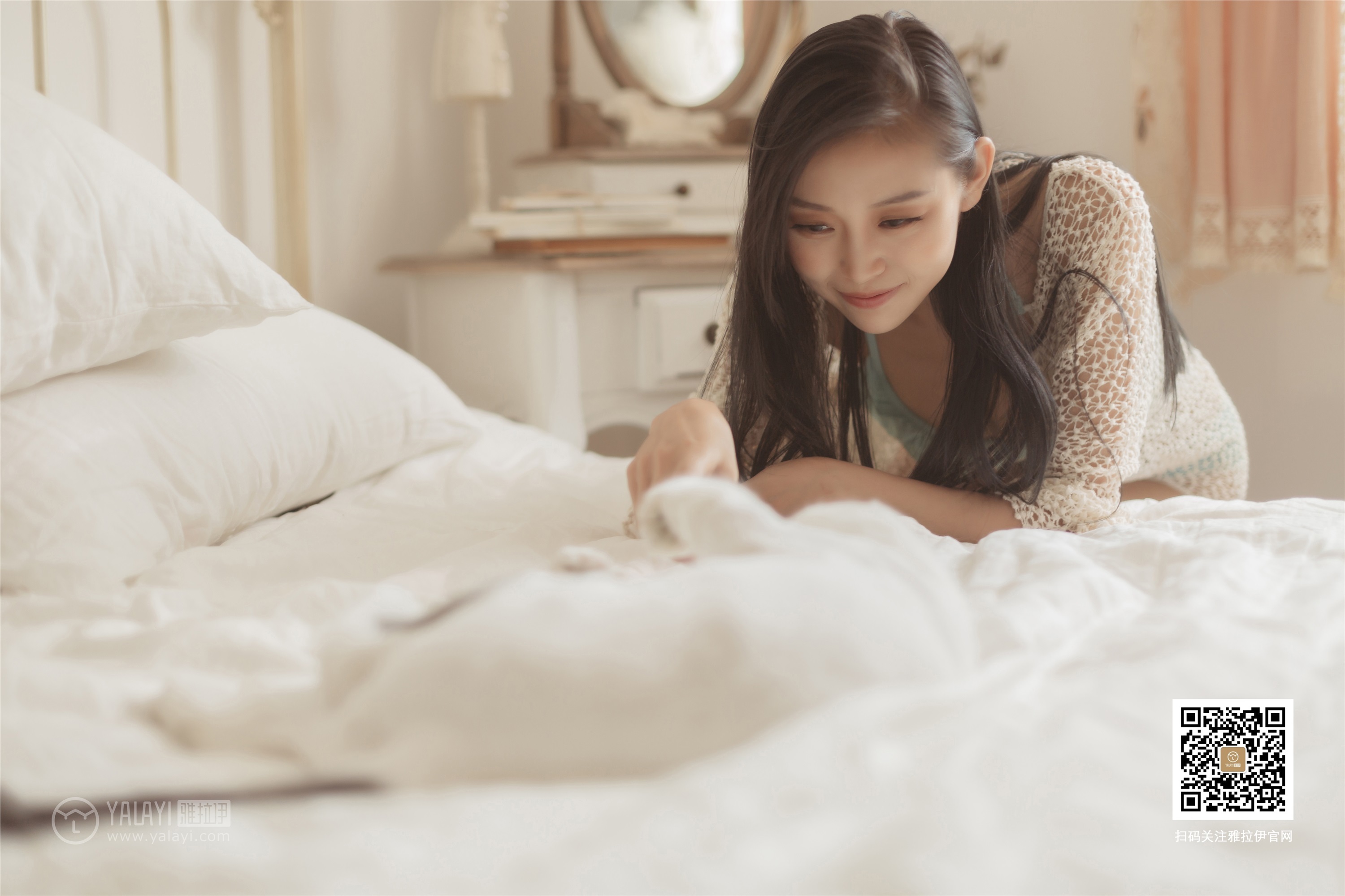 YaLaYi雅拉伊 2019-08-17 Vol.0362 图雅 轻抚你