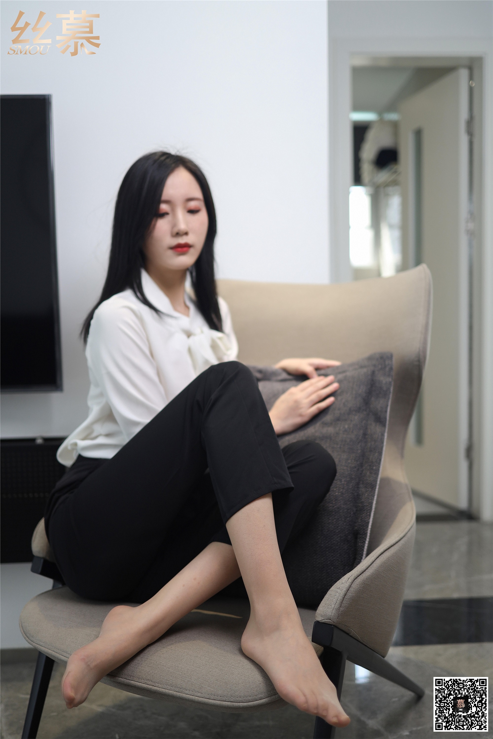 丝慕写真 SM282 紫宁《格调西装裤》