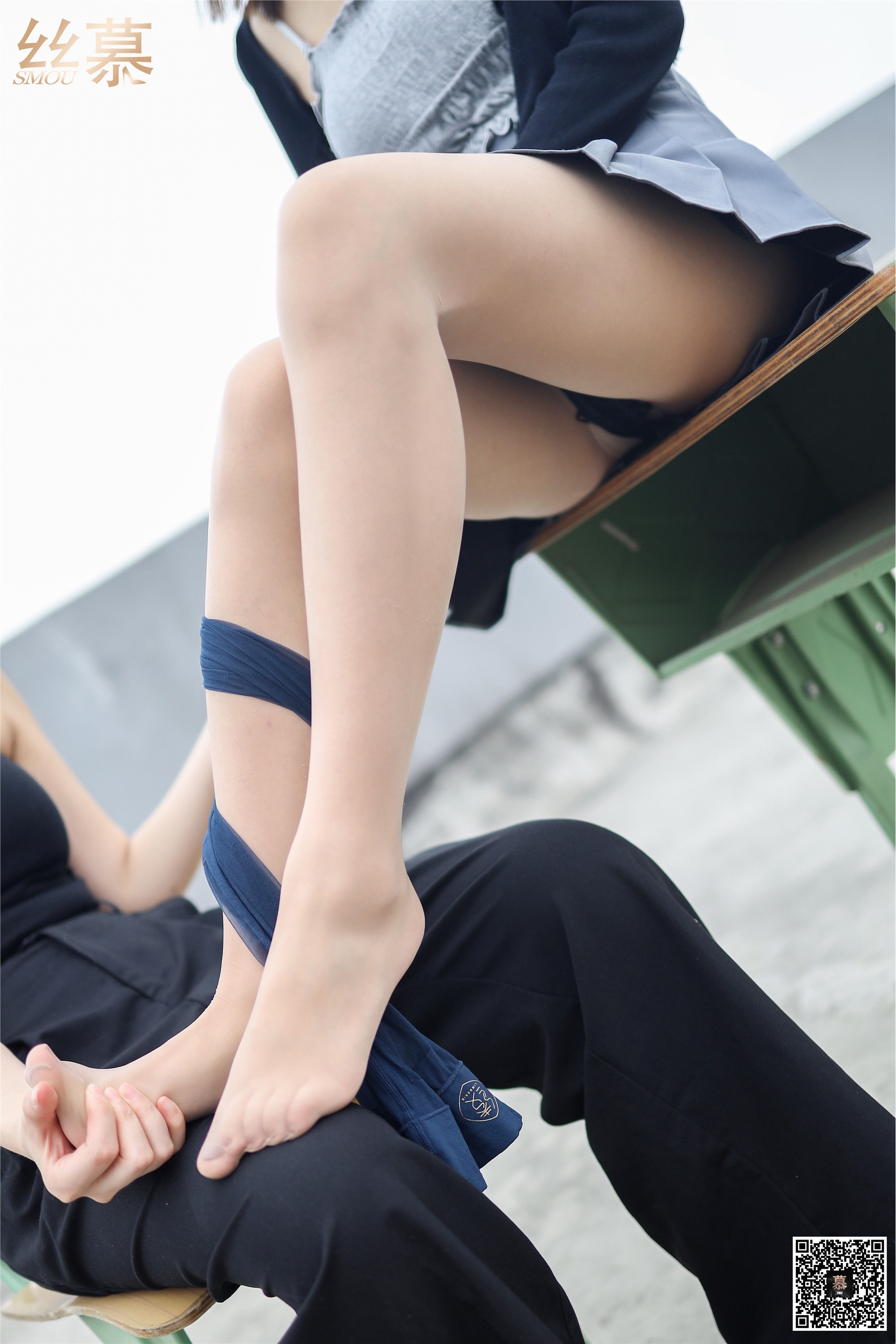 丝慕写真 SM288 米朵 《天台玩丝两姐妹》