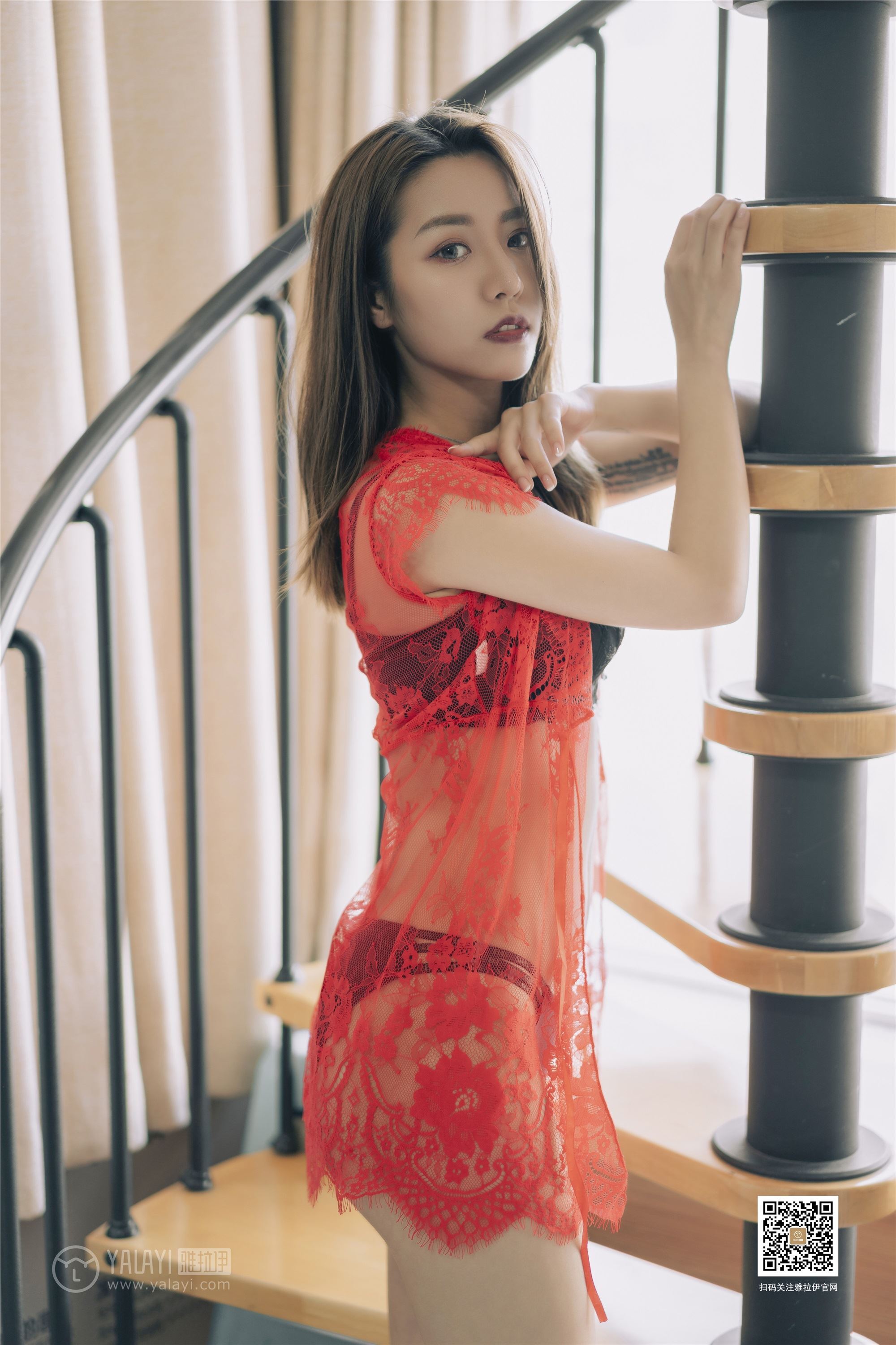 YaLaYi雅拉伊 2019-08-23 Vol.0368 芊芊 红与黑