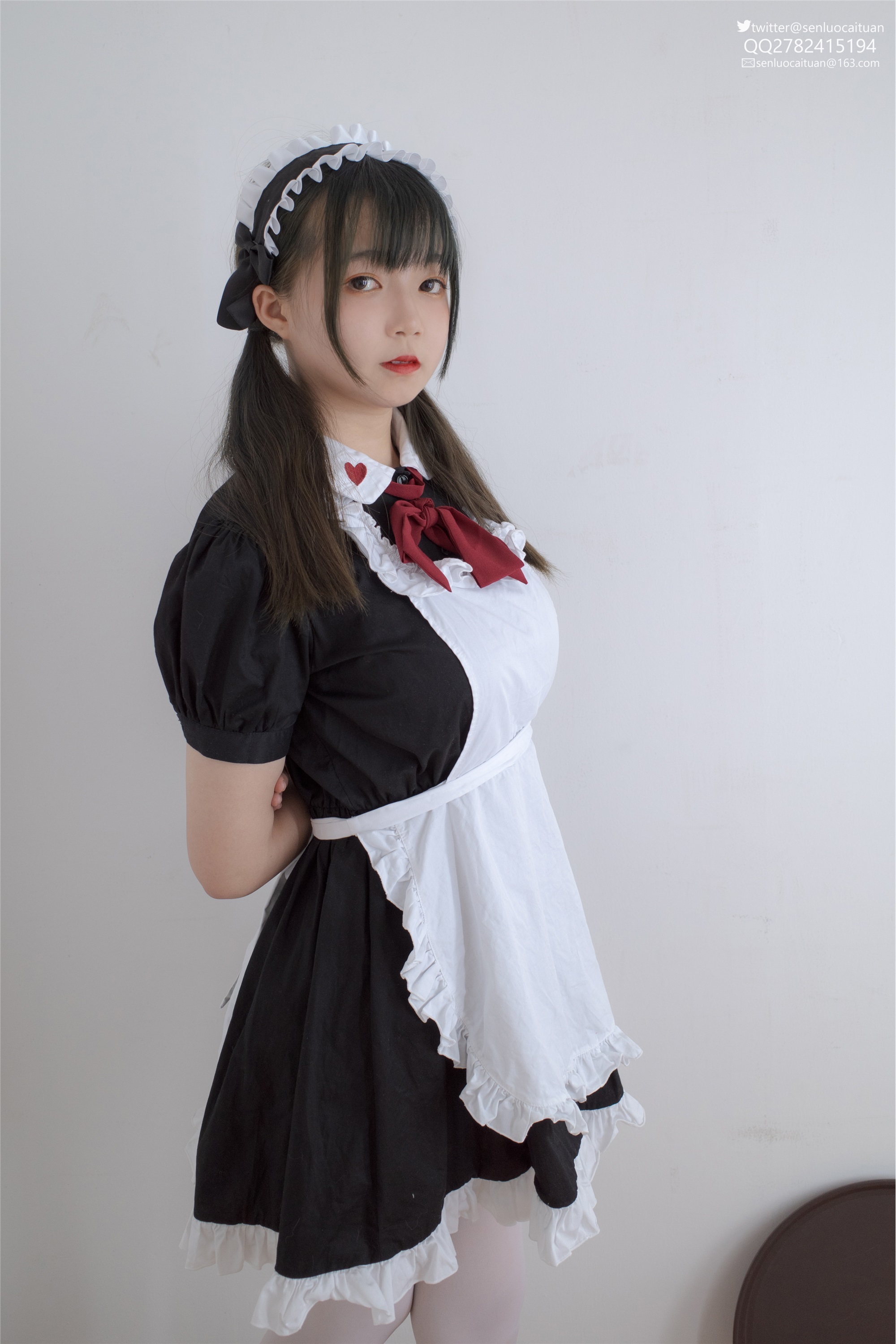 森萝财团萝莉丝足写真 GG-002 离洛 白丝女仆