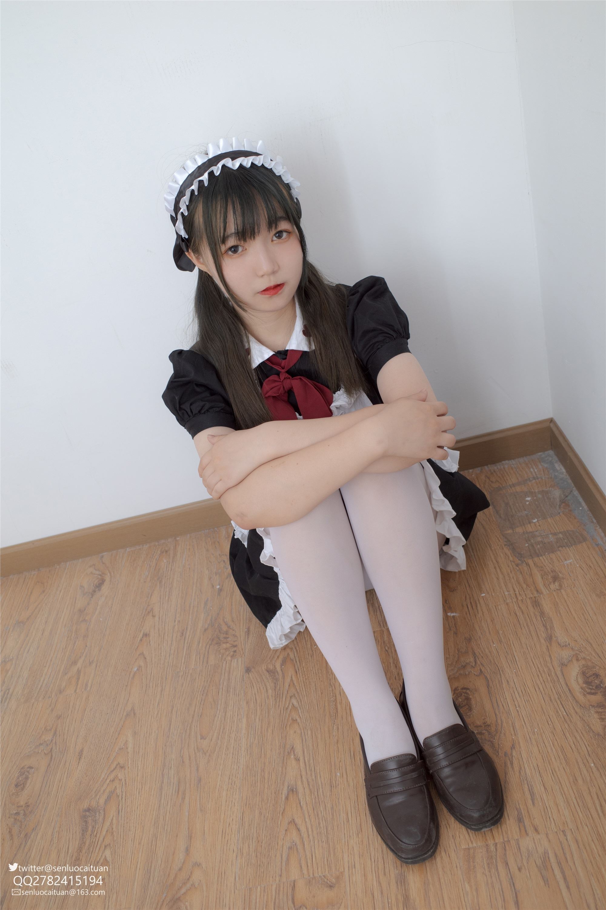 森萝财团萝莉丝足写真 GG-002 离洛 白丝女仆