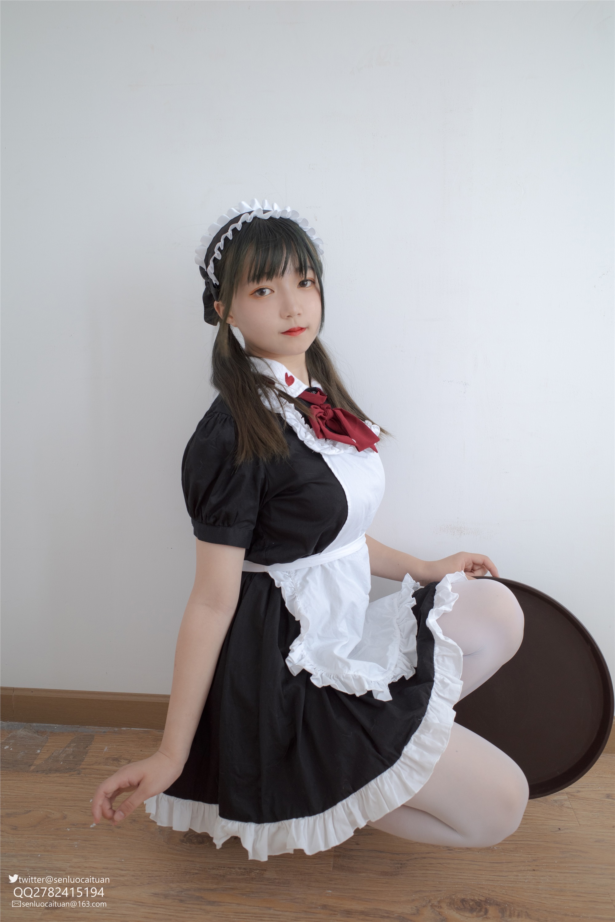 森萝财团萝莉丝足写真 GG-002 离洛 白丝女仆