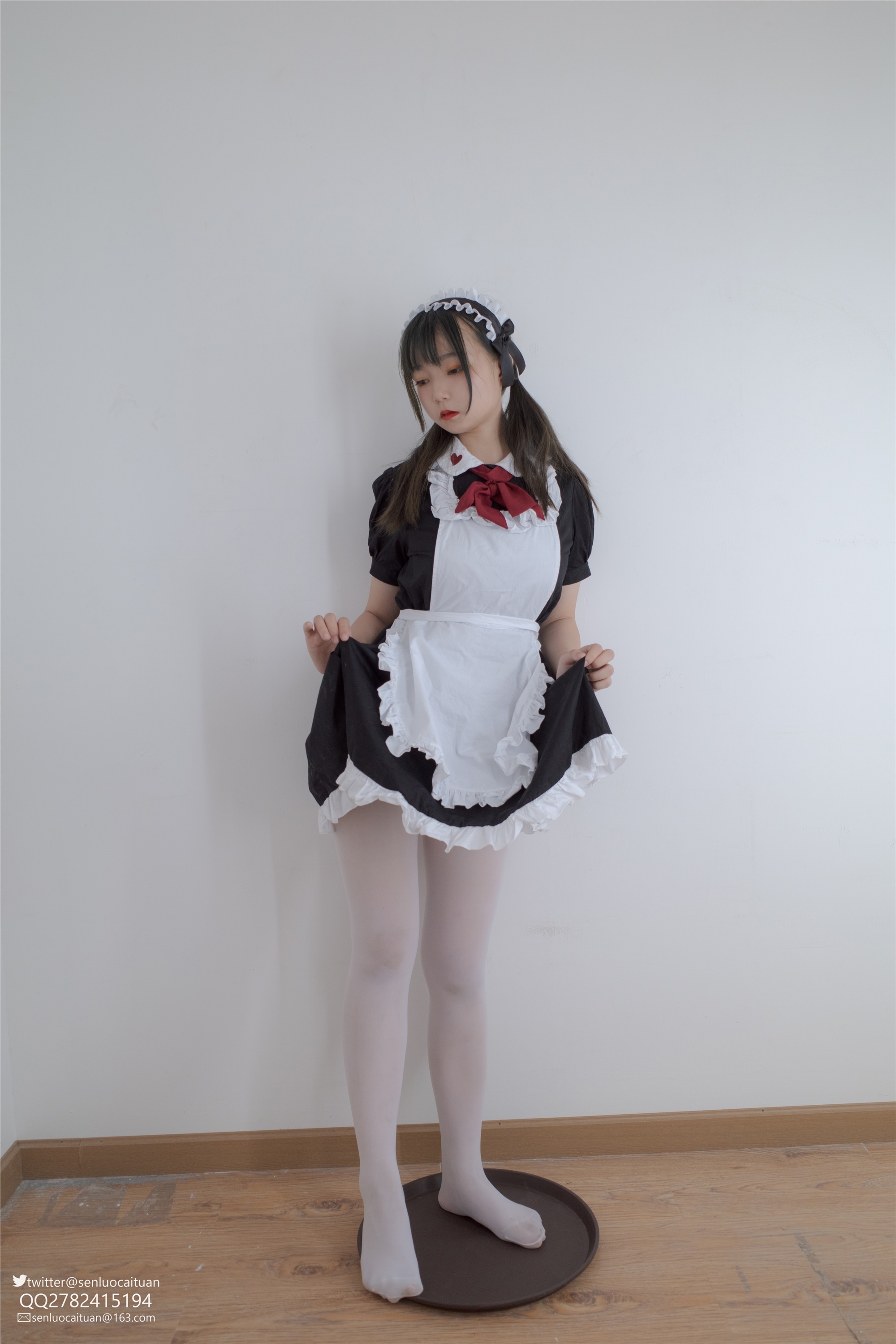 森萝财团萝莉丝足写真 GG-002 离洛 白丝女仆