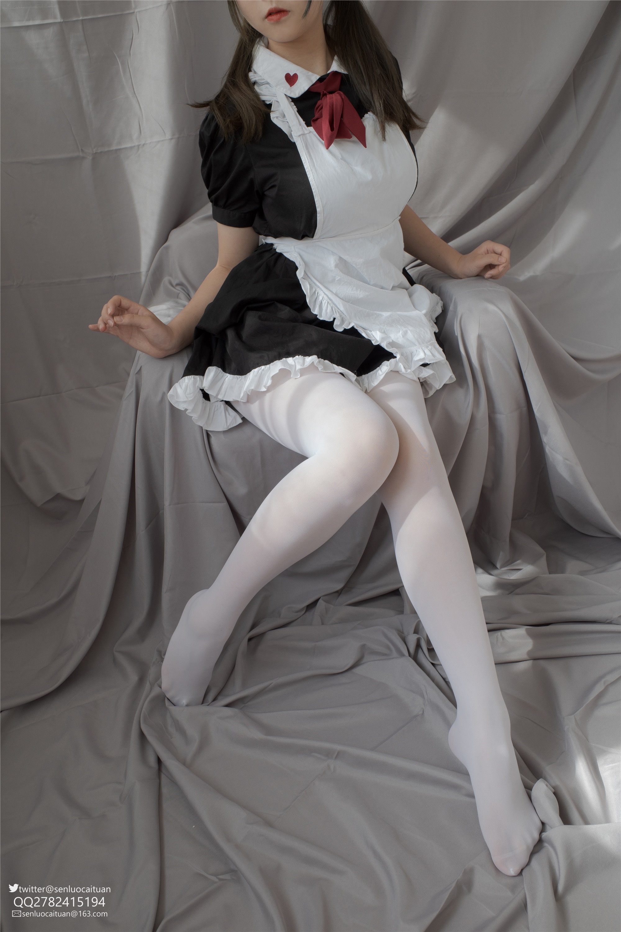 森萝财团萝莉丝足写真 GG-002 离洛 白丝女仆