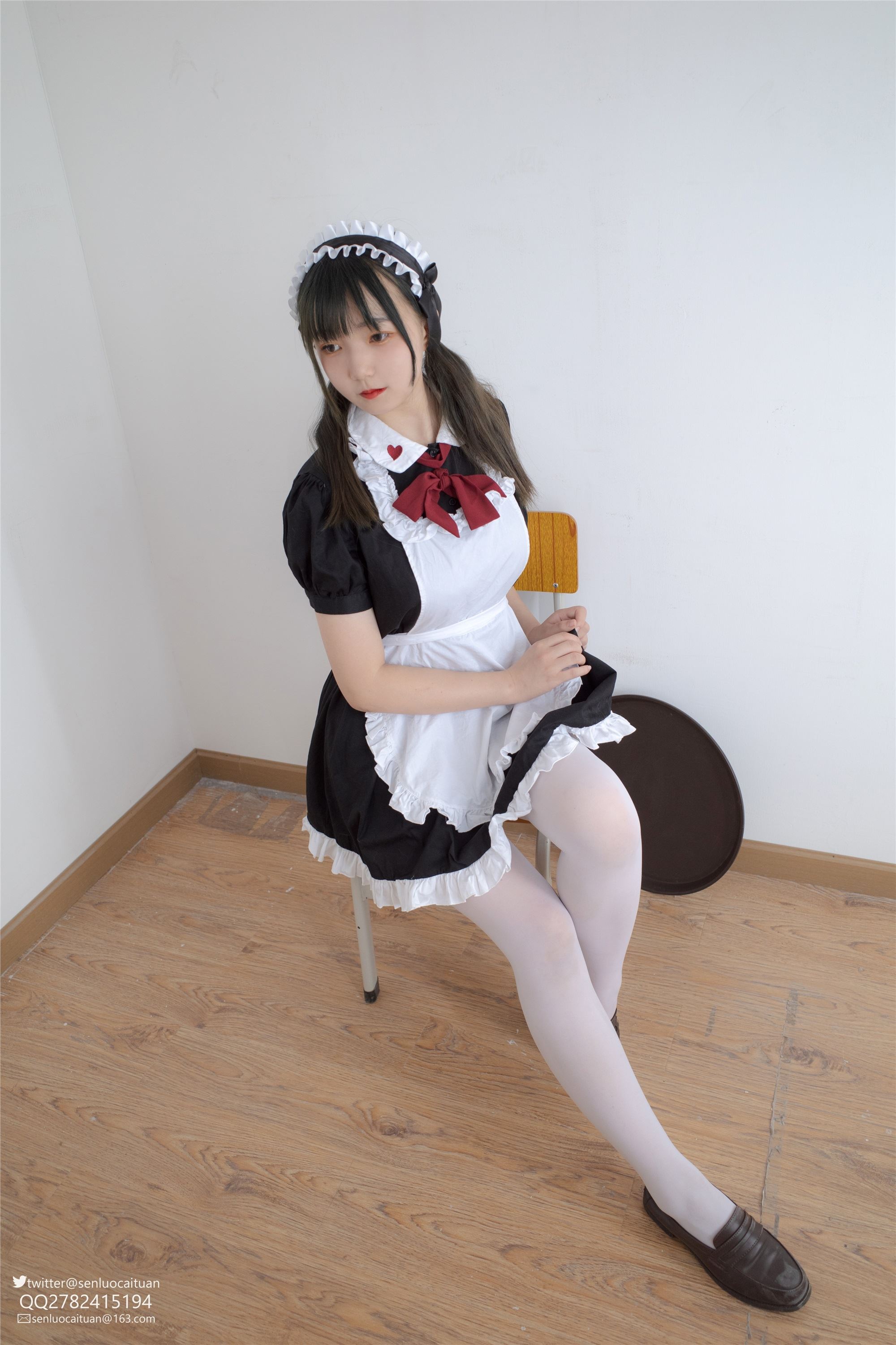 森萝财团萝莉丝足写真 GG-002 离洛 白丝女仆