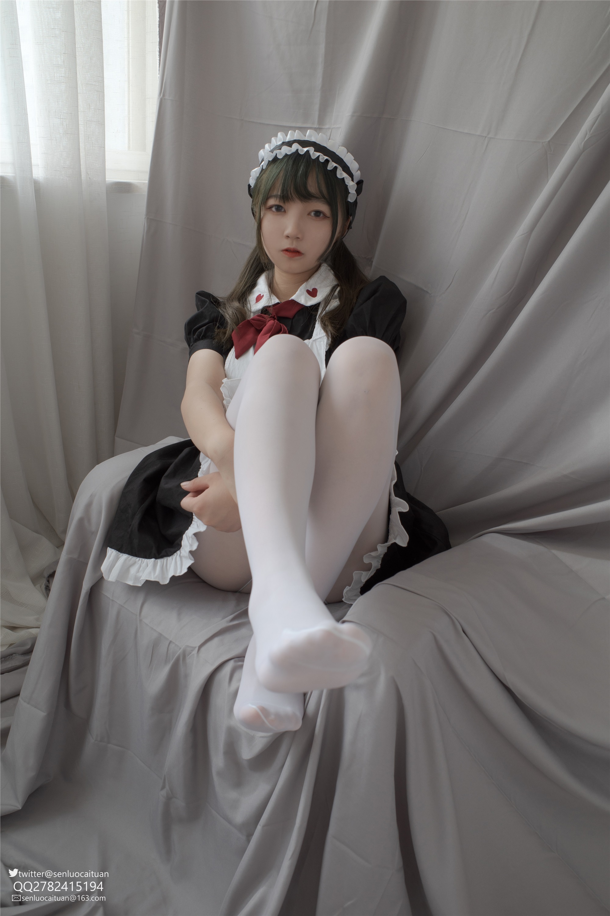 森萝财团萝莉丝足写真 GG-002 离洛 白丝女仆