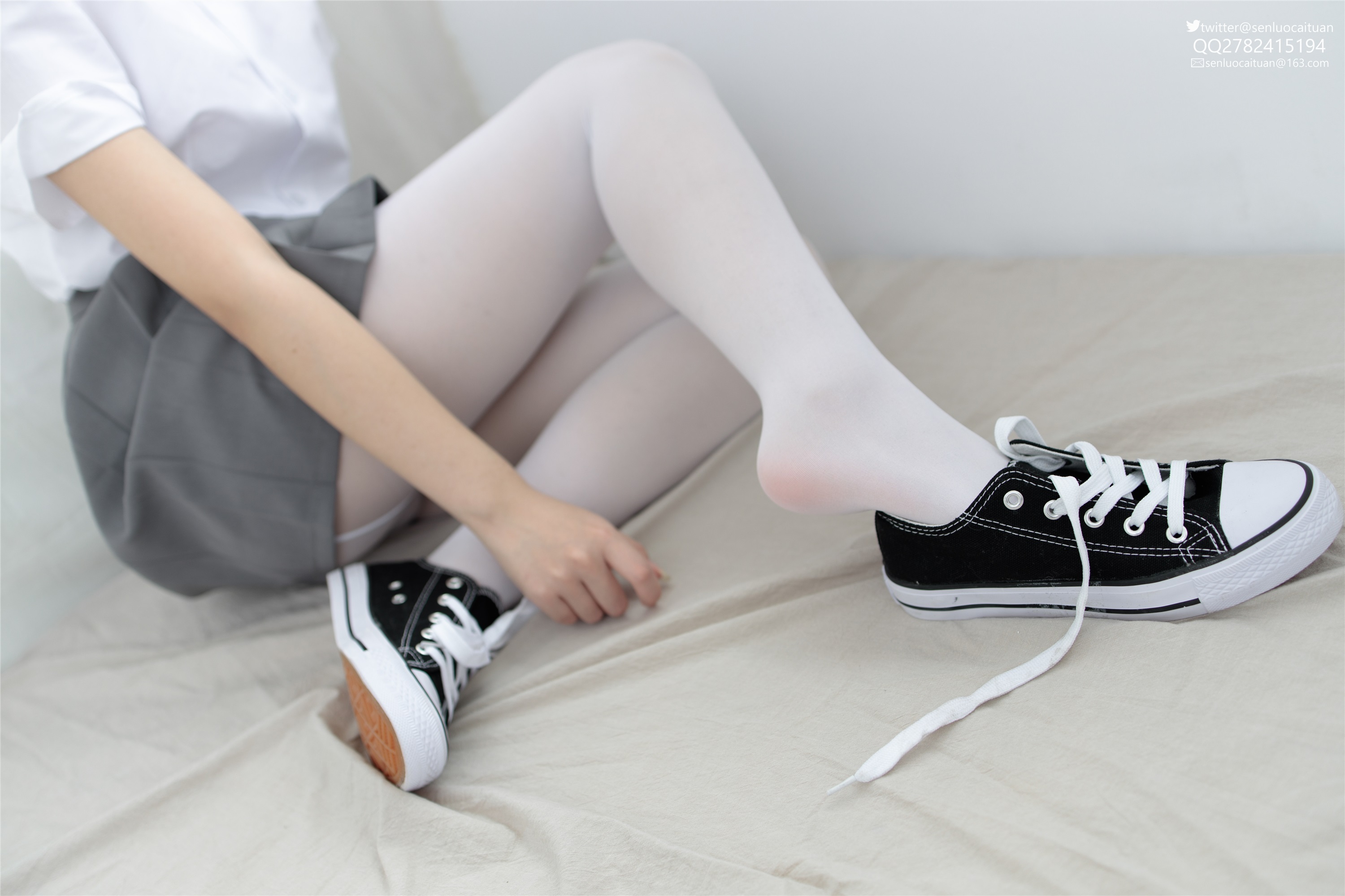 森萝财团萝莉丝足写真 GG-003 希晨 JK白丝