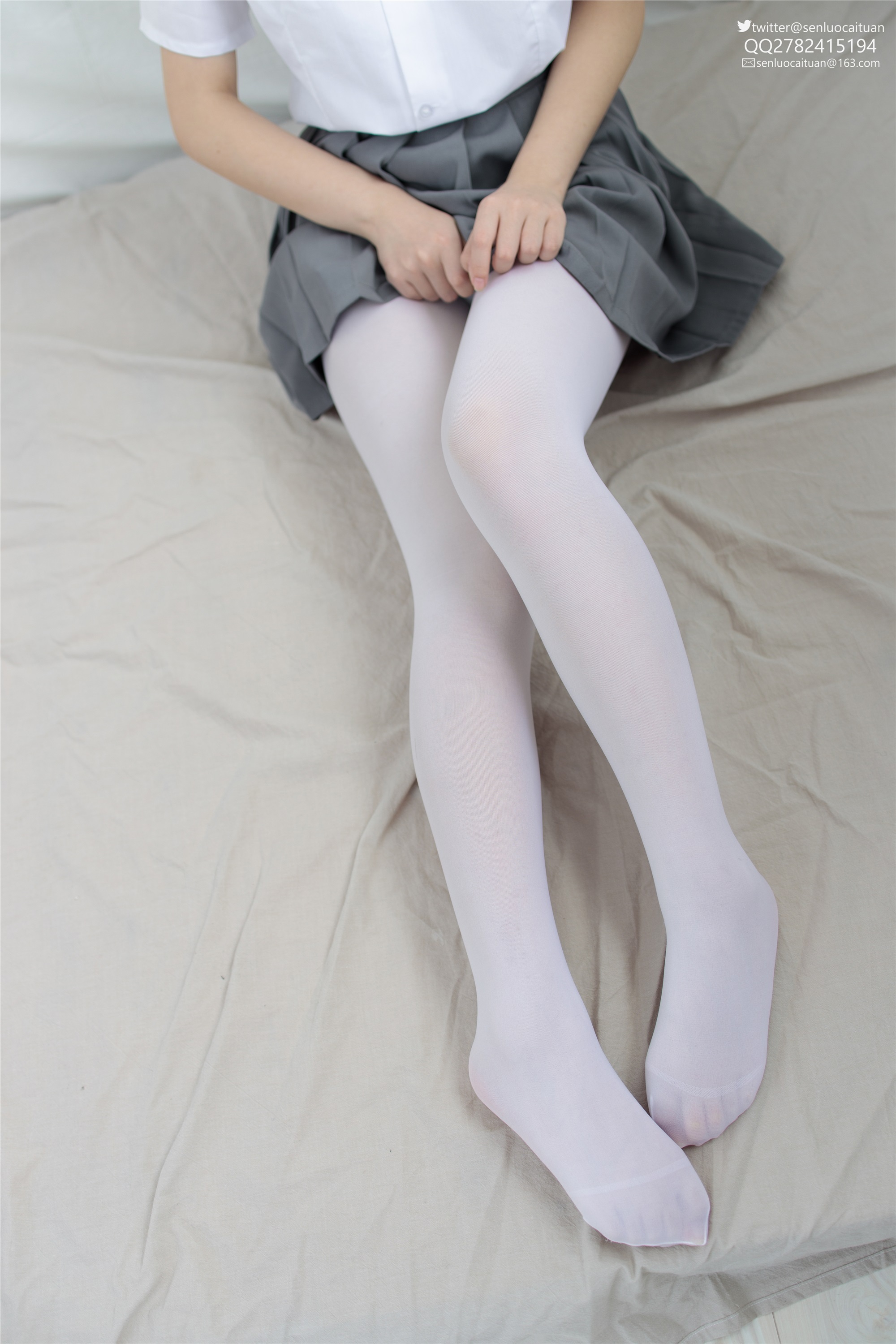 森萝财团萝莉丝足写真 GG-003 希晨 JK白丝