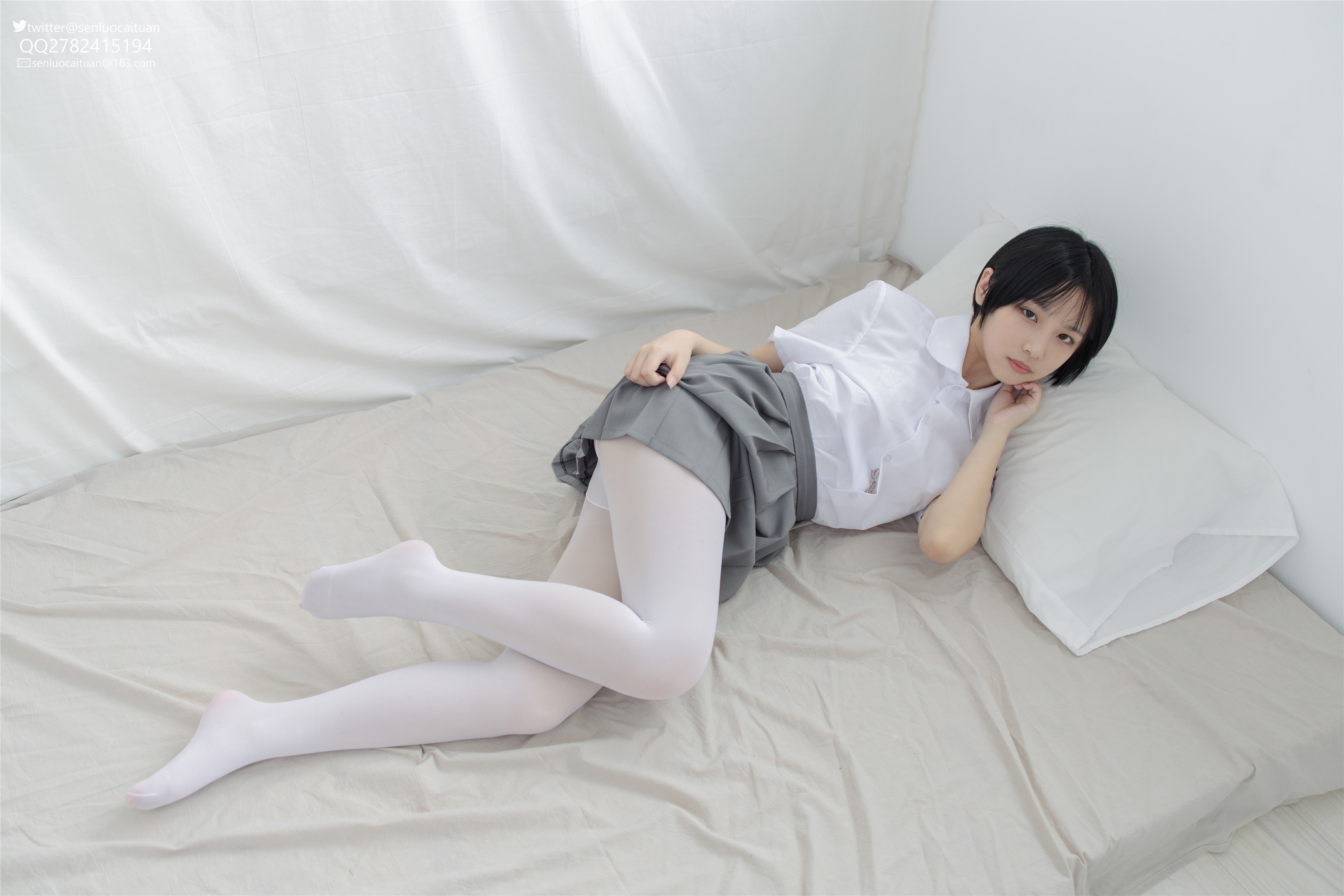 森萝财团萝莉丝足写真 GG-003 希晨 JK白丝