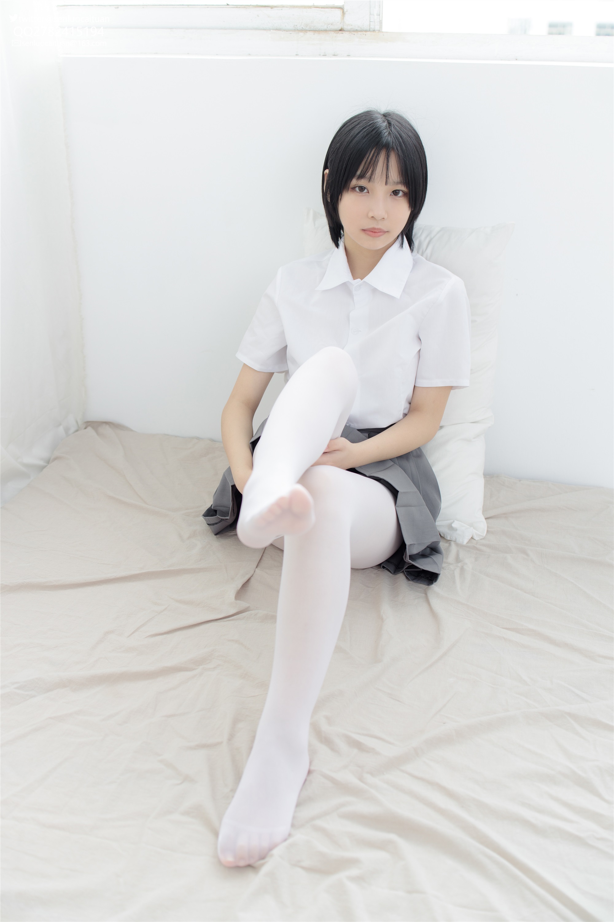 森萝财团萝莉丝足写真 GG-003 希晨 JK白丝