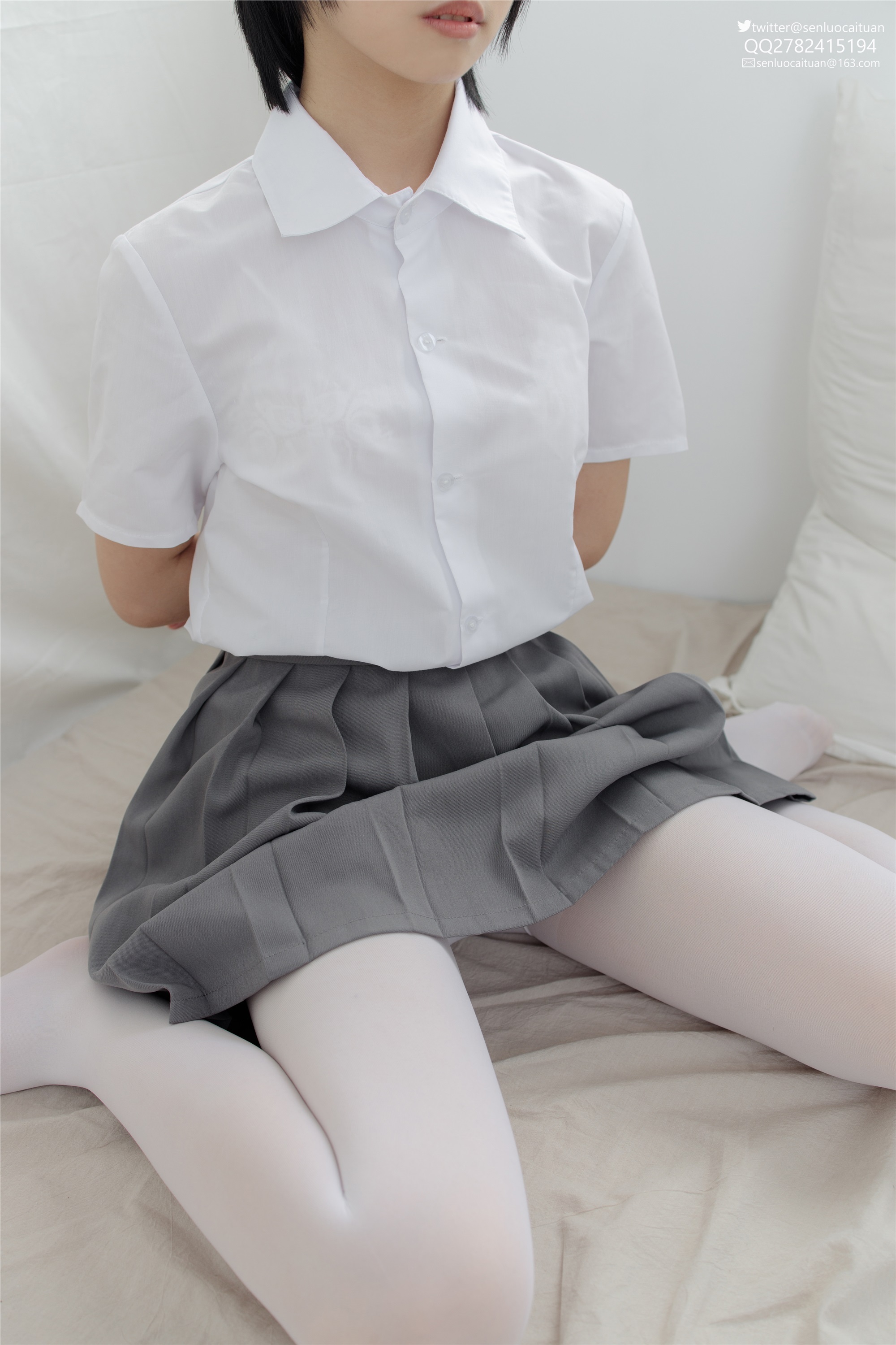 森萝财团萝莉丝足写真 GG-003 希晨 JK白丝