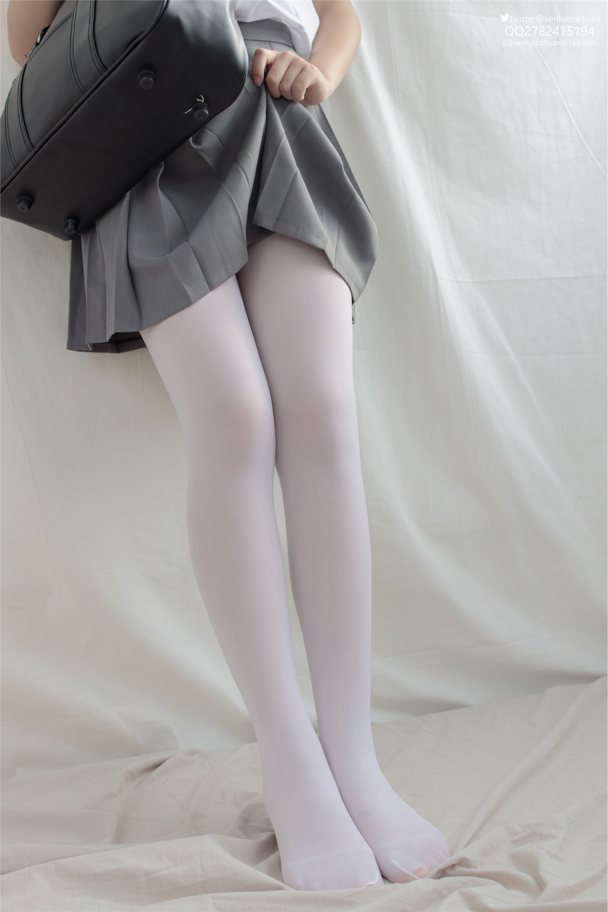 森萝财团萝莉丝足写真 GG-003 希晨 JK白丝