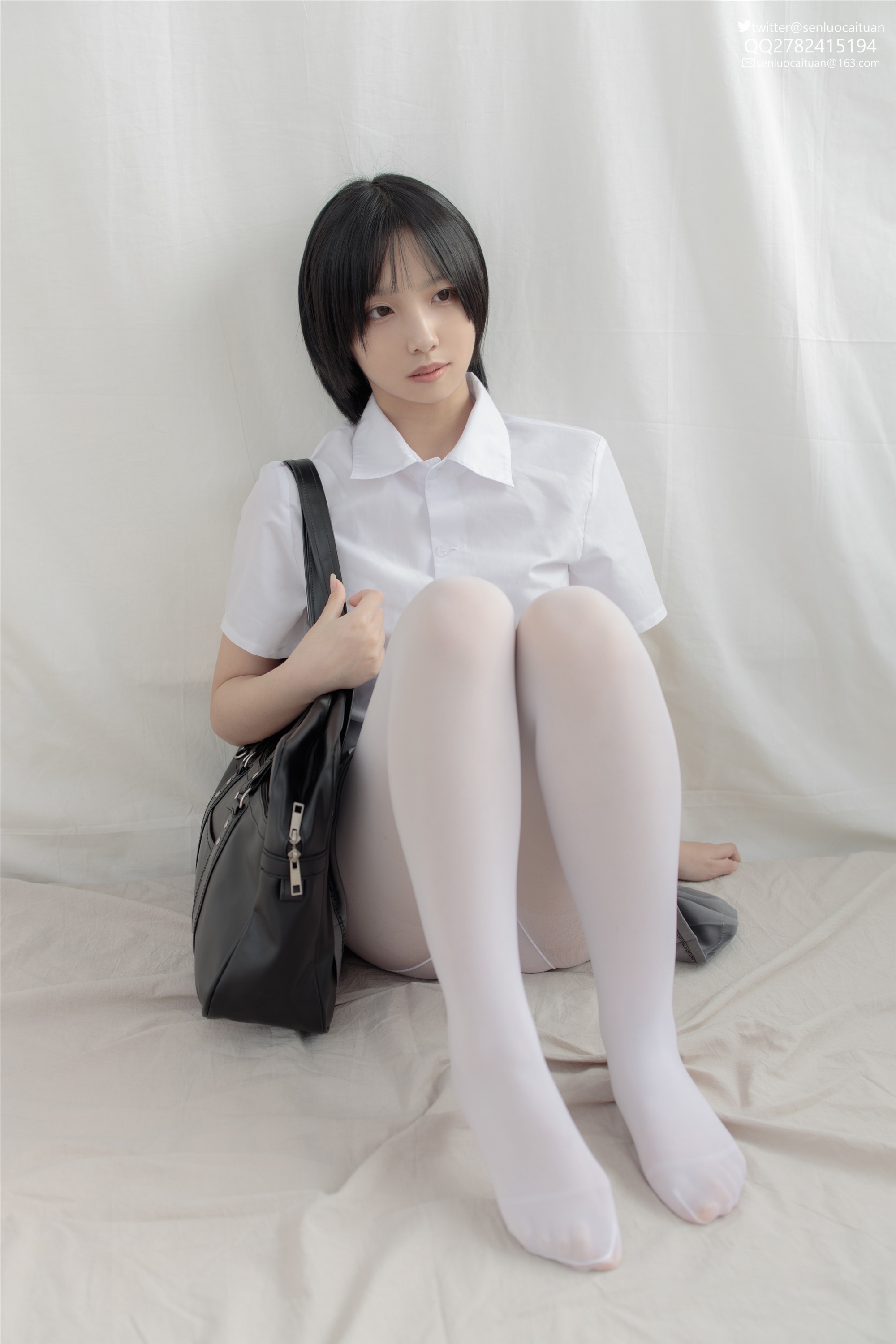 森萝财团萝莉丝足写真 GG-003 希晨 JK白丝