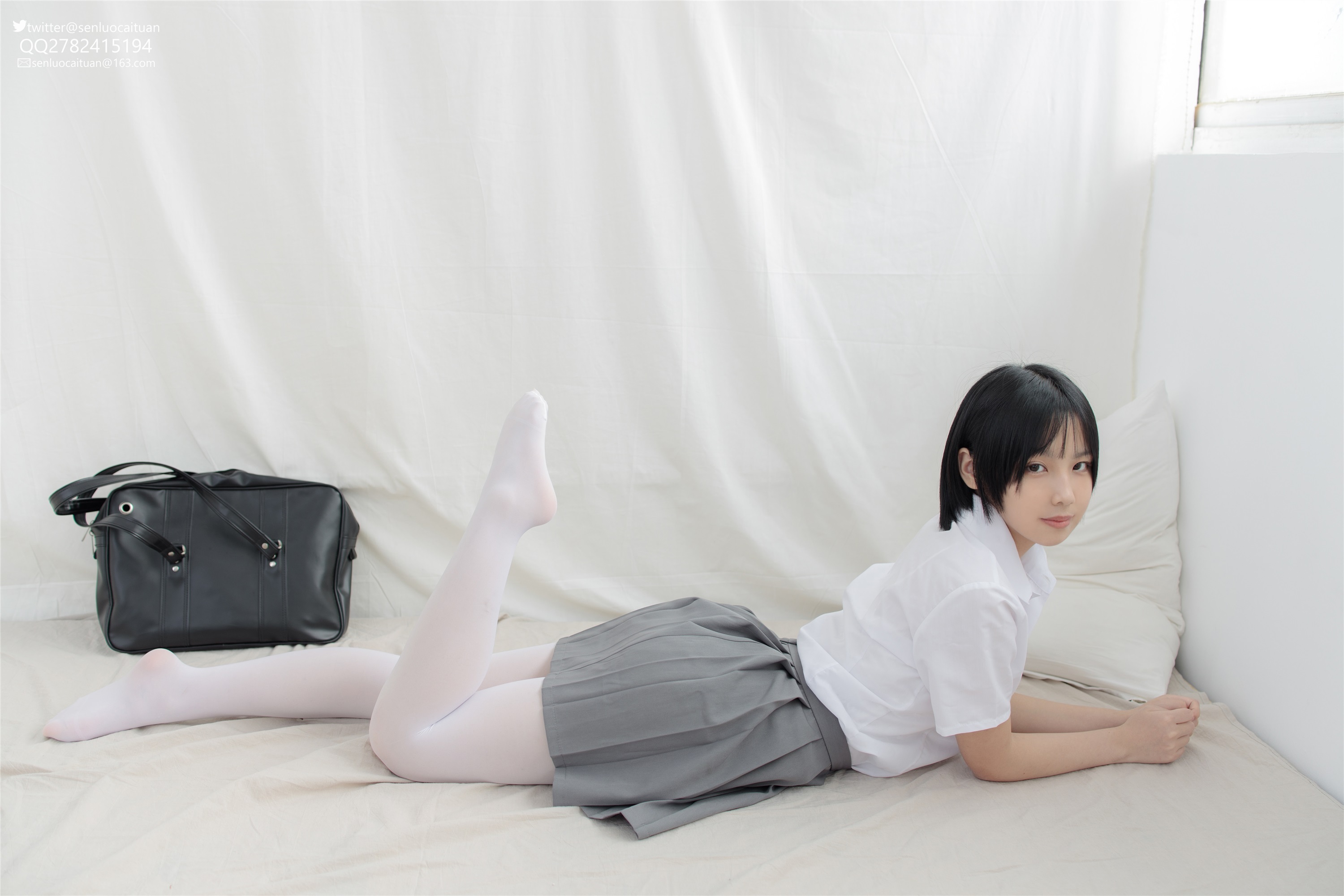 森萝财团萝莉丝足写真 GG-003 希晨 JK白丝