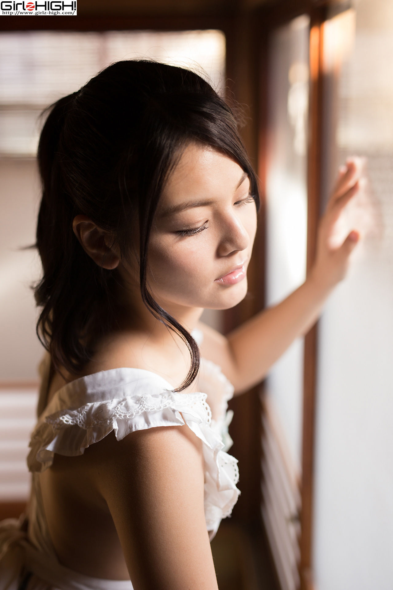 girlz-high  tsubasa akimoto 秋本翼 - 性感厨娘 buno037003 写真集