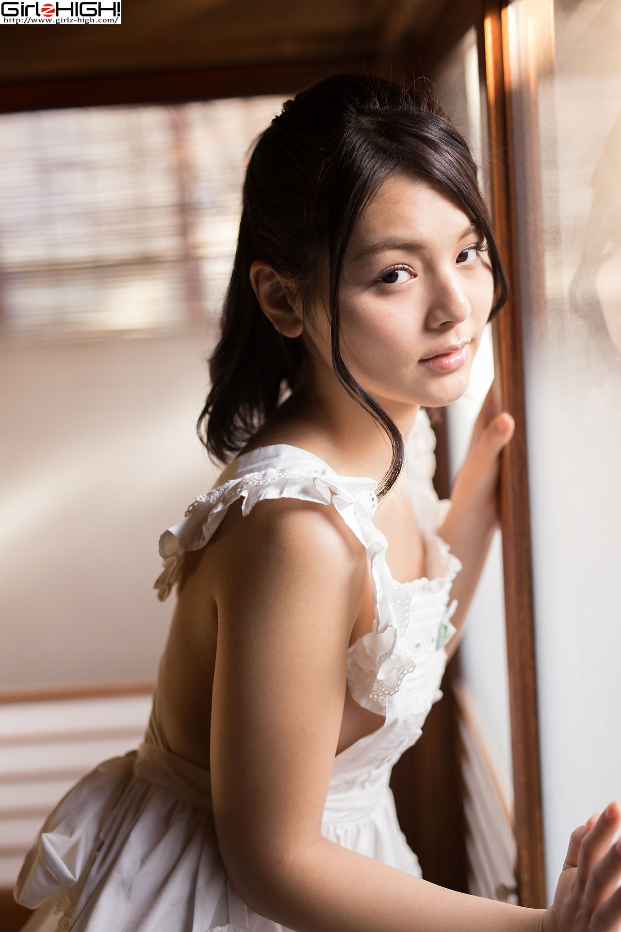 girlz-high  tsubasa akimoto 秋本翼 - 性感厨娘 buno037003 写真集