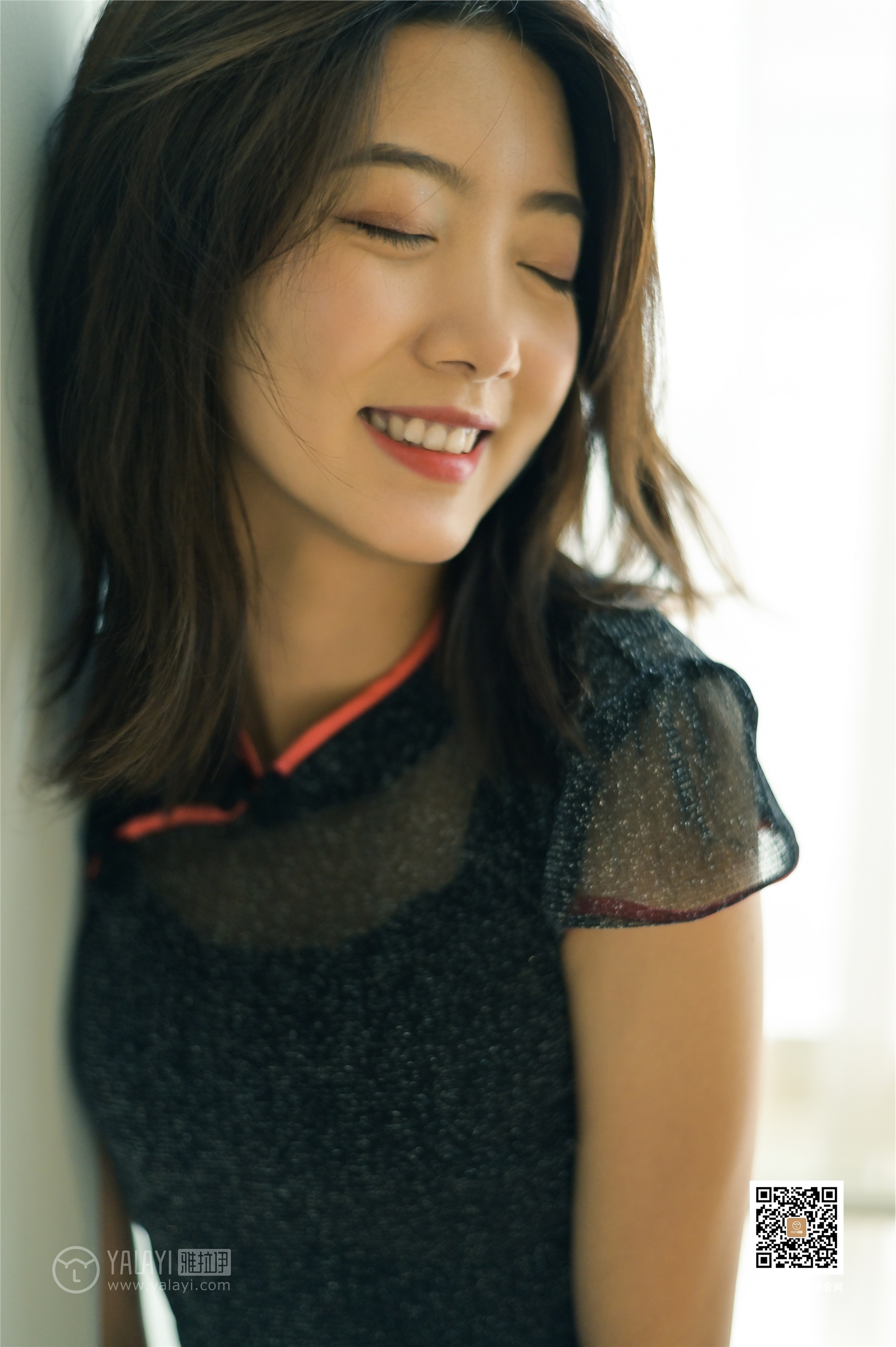 YaLaYi雅拉伊 2019-08-24 Vol.0369 纹纹 音乐系的旗袍女孩