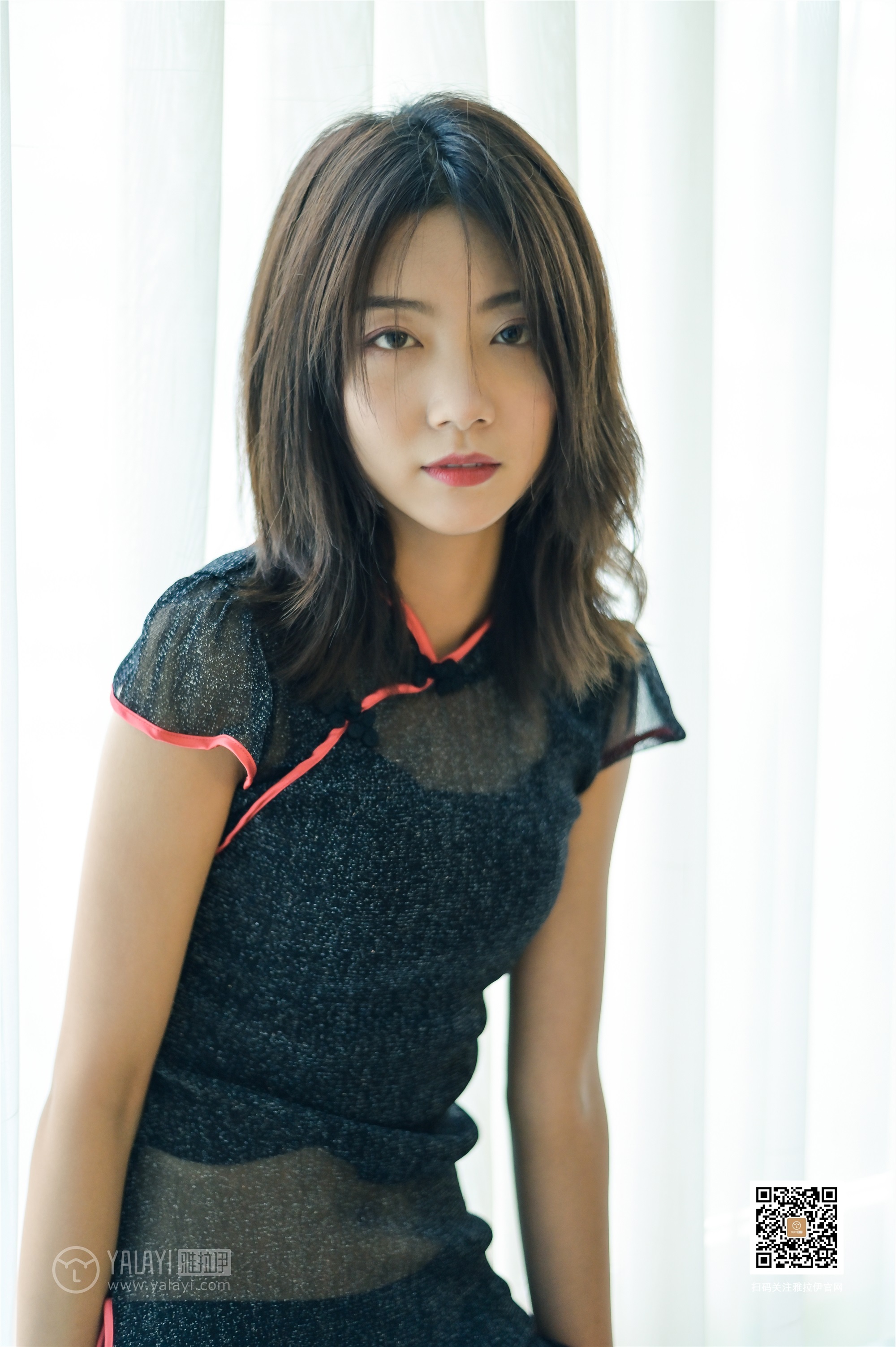 YaLaYi雅拉伊 2019-08-24 Vol.0369 纹纹 音乐系的旗袍女孩