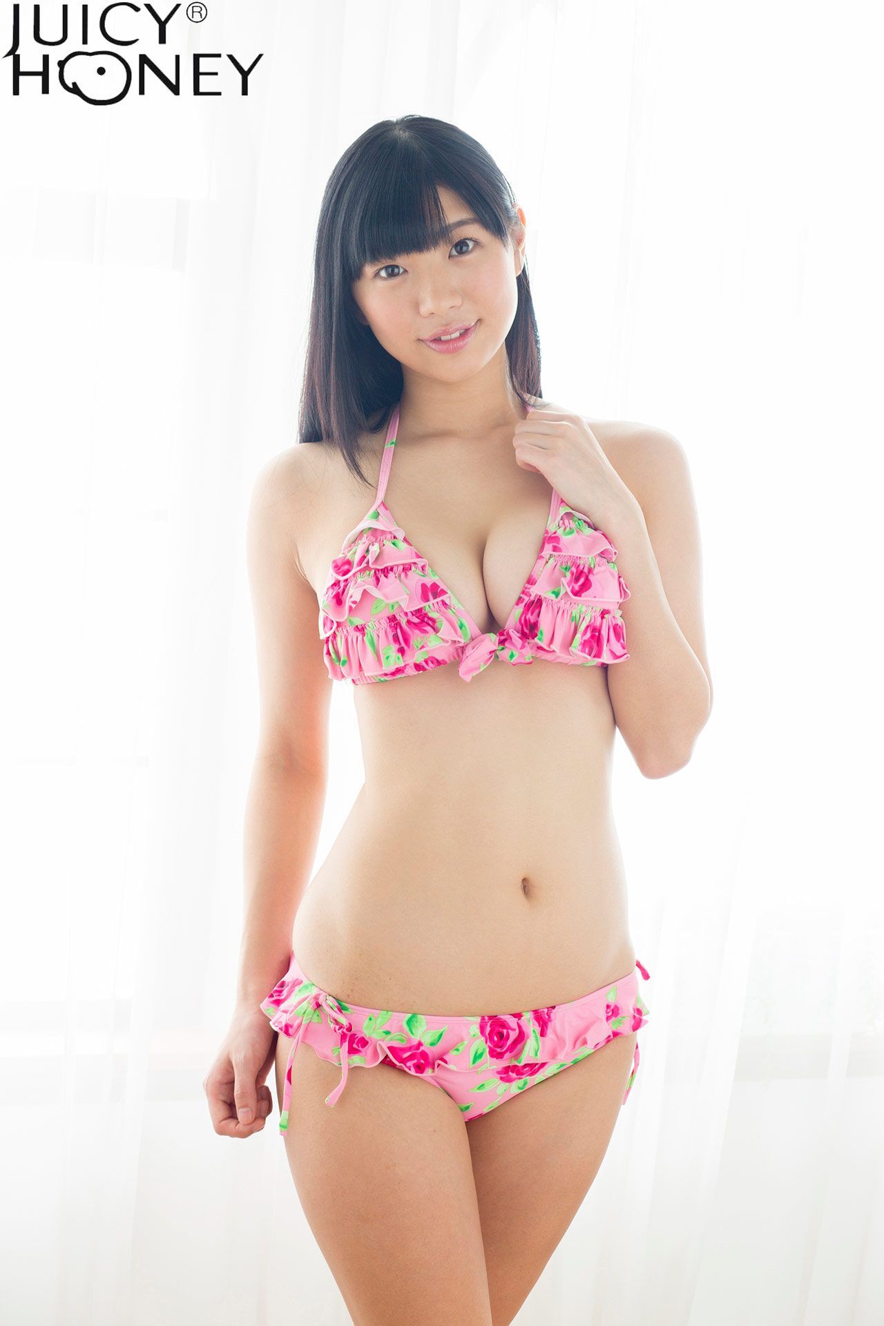 juicy honey  トレカ連動写真集 桐谷まつり《the.deluxe.2017》 写真集