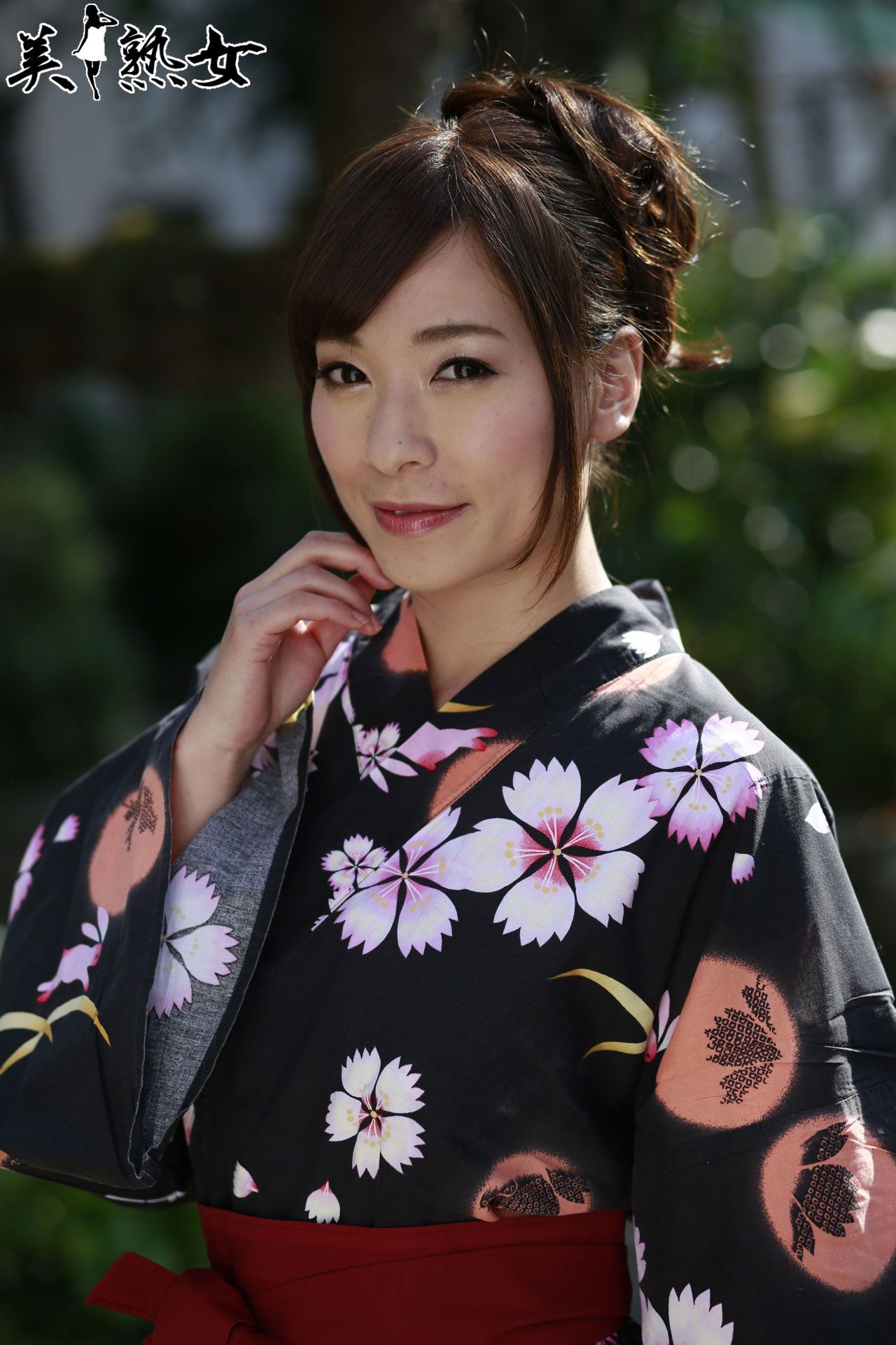 x-city  jukujo 人気熟女 jkj030 かすみ果穂香澄果穗 写真集