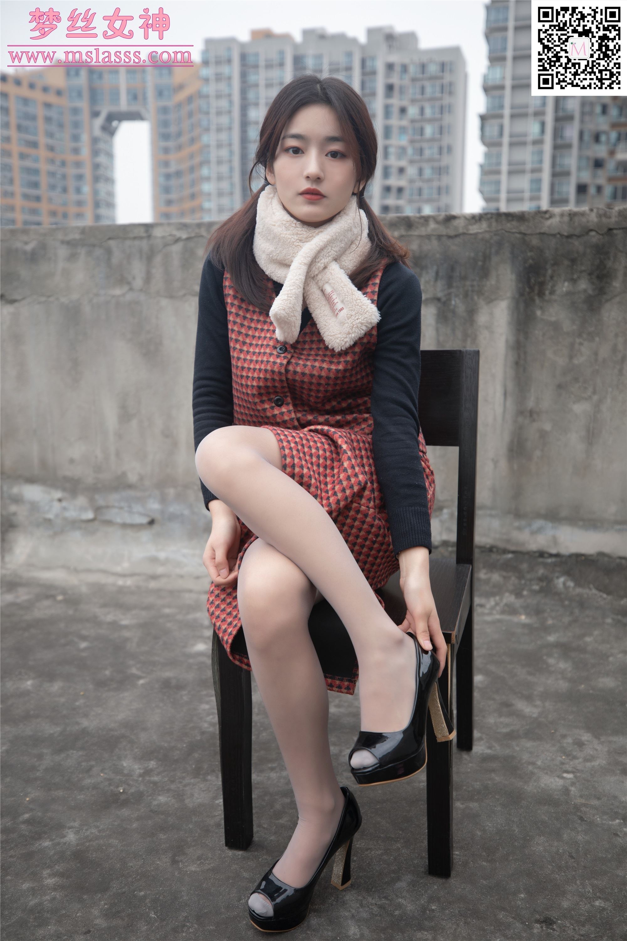 MSLASS梦丝女神 2020-01-15 Vol.090 璇璇5 天台少女