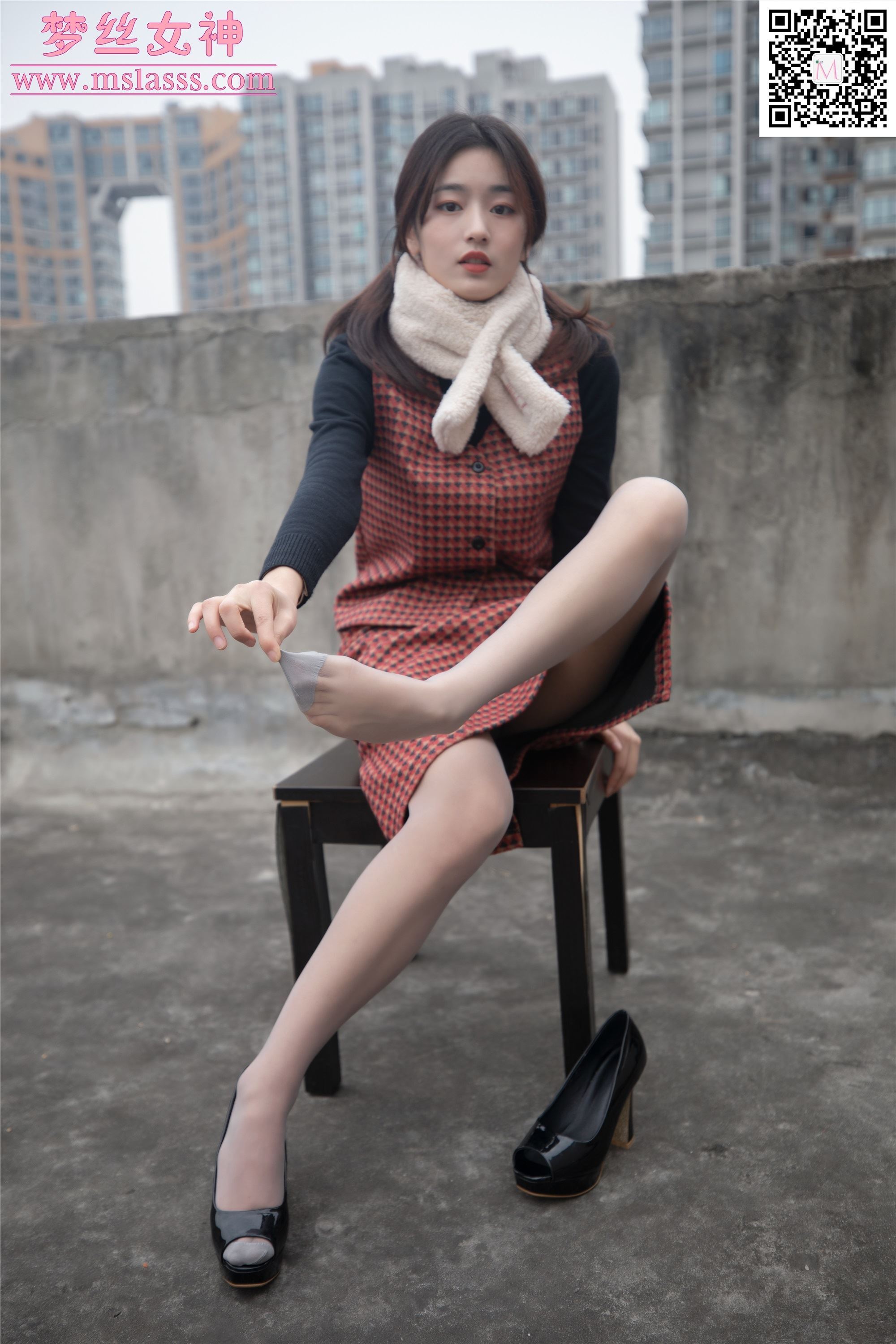 MSLASS梦丝女神 2020-01-15 Vol.090 璇璇5 天台少女