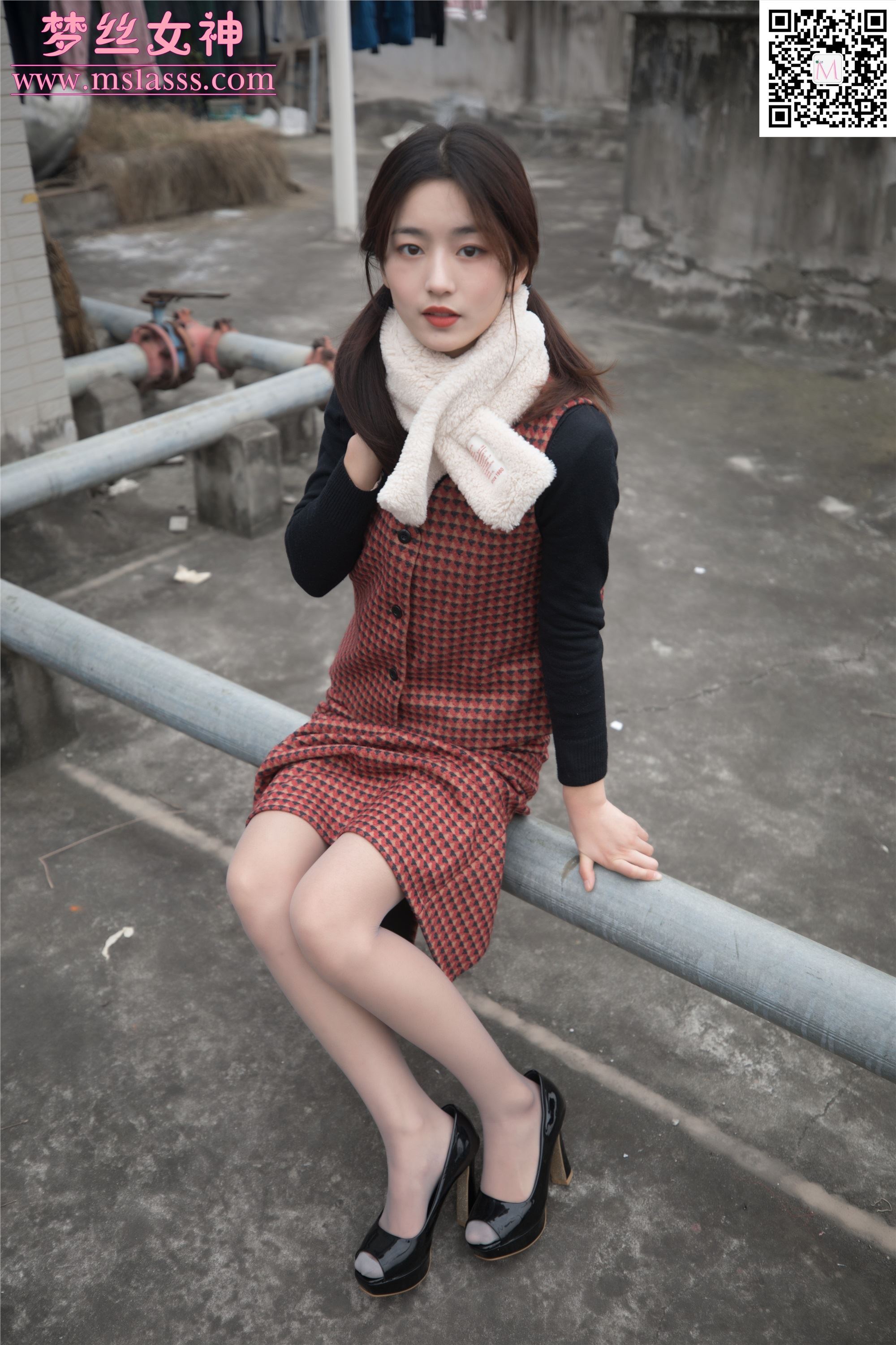 MSLASS梦丝女神 2020-01-15 Vol.090 璇璇5 天台少女