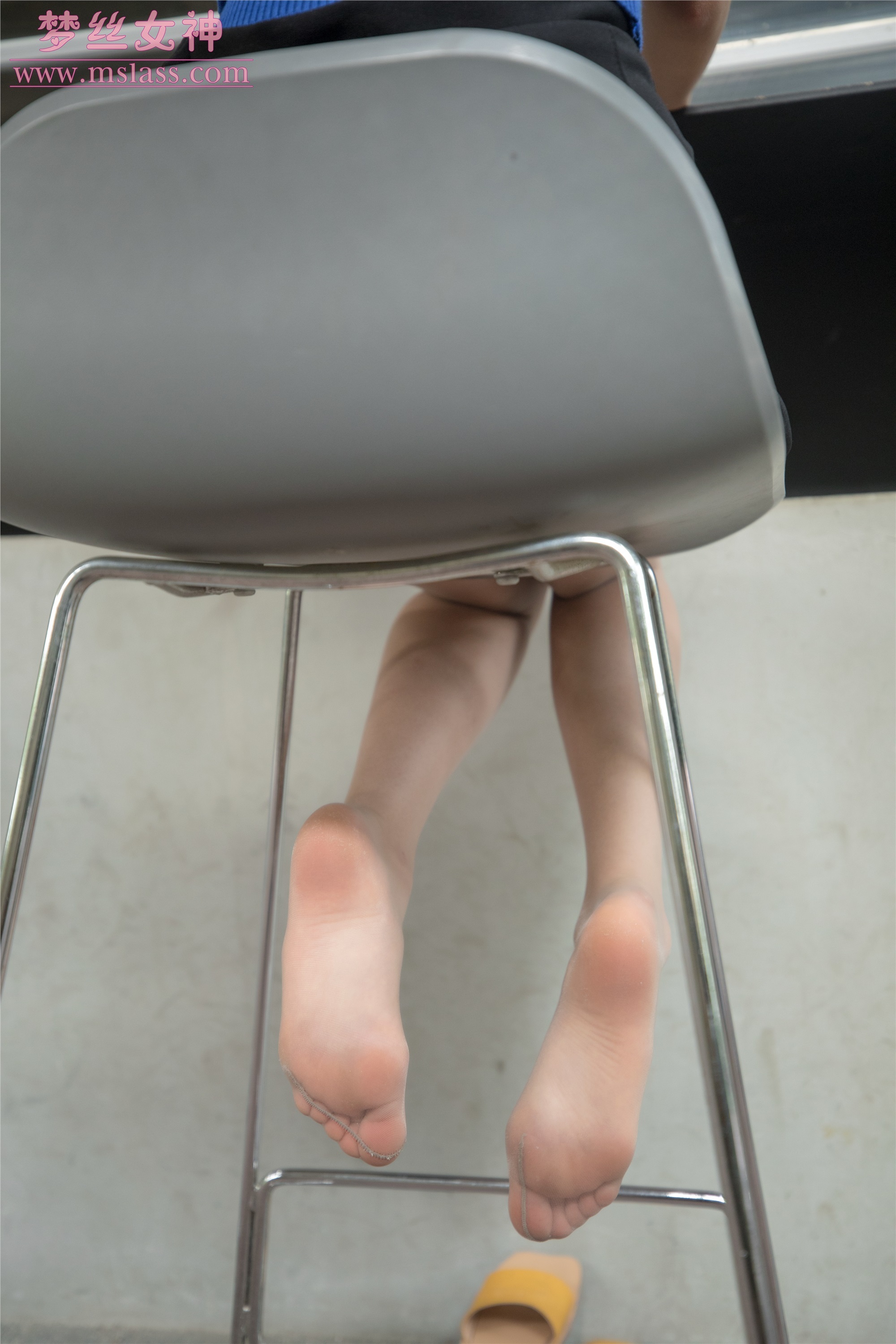 MSLASS梦丝女神 2019-06-08 Vol.031 苏蕾 艺术空间丝袜美腿