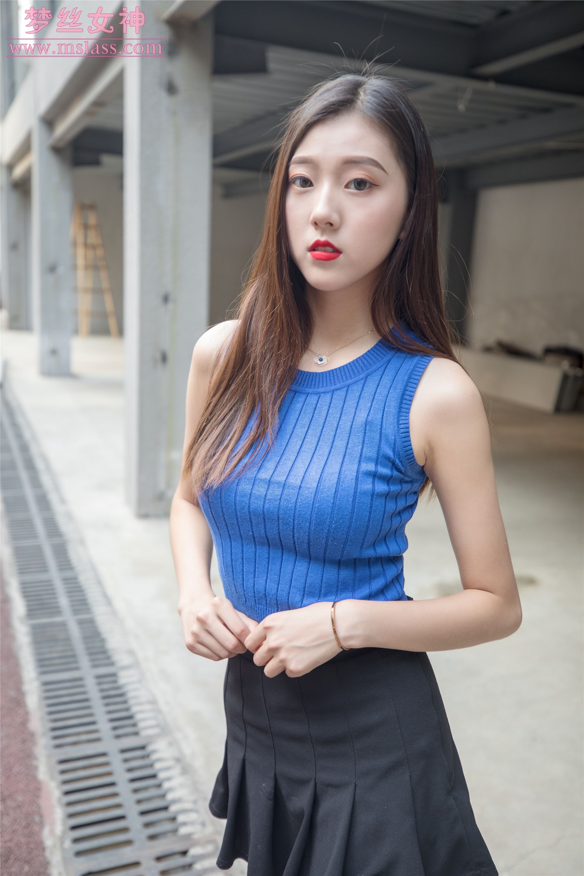 MSLASS梦丝女神 2019-06-08 Vol.031 苏蕾 艺术空间丝袜美腿