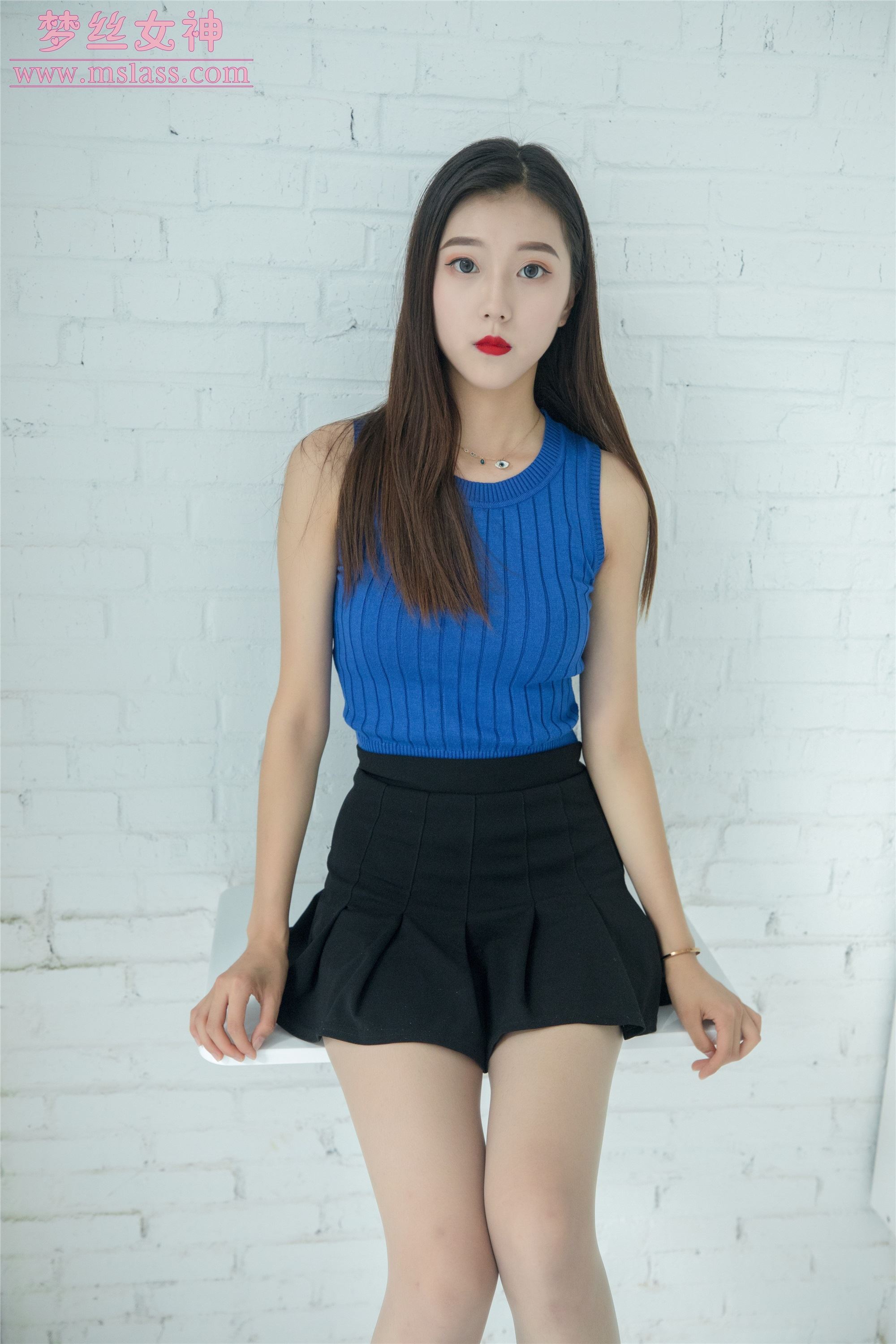 MSLASS梦丝女神 2019-06-08 Vol.031 苏蕾 艺术空间丝袜美腿