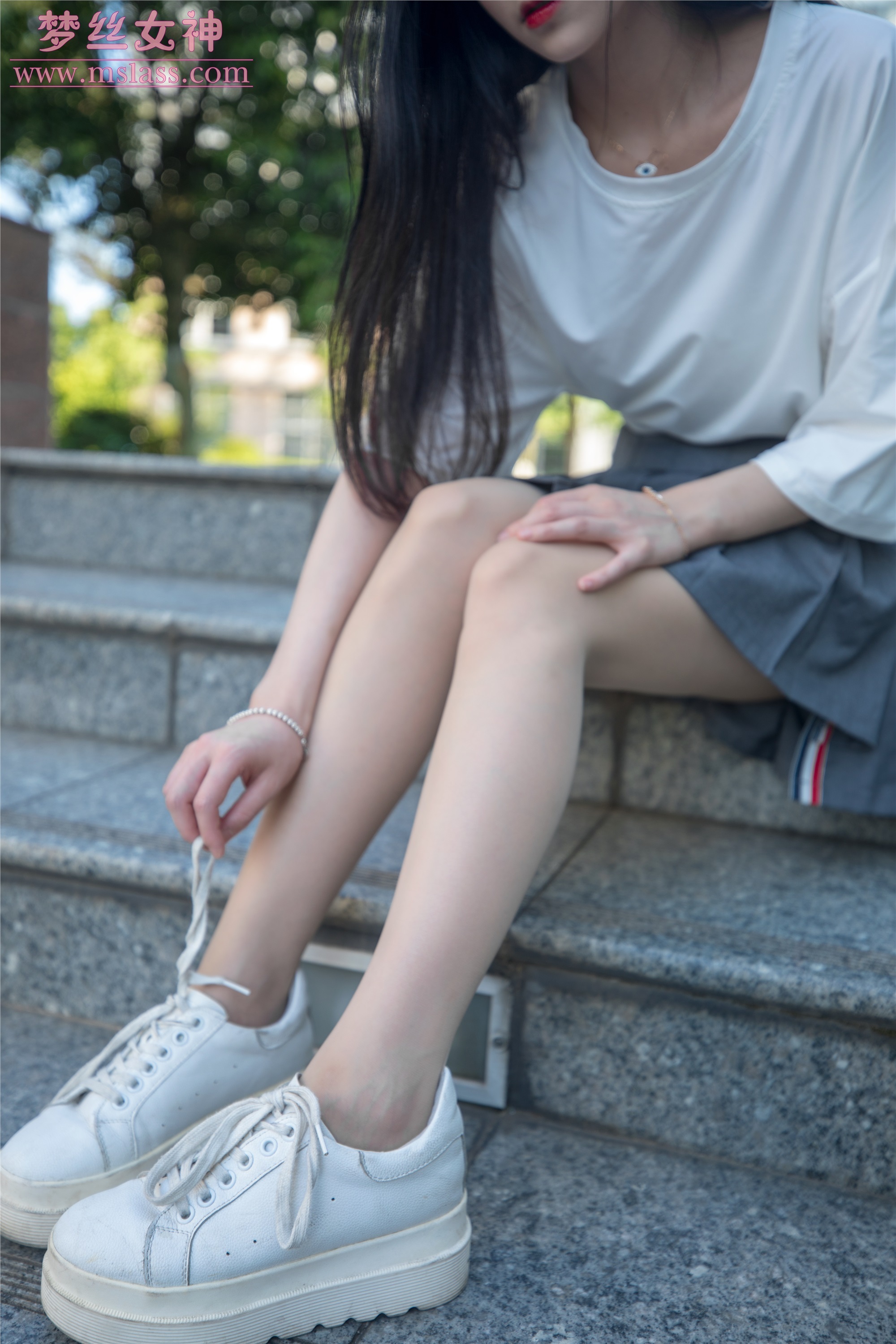 MSLASS梦丝女神 2019-06-13 Vol.034 灵灵 甜静的明星脸