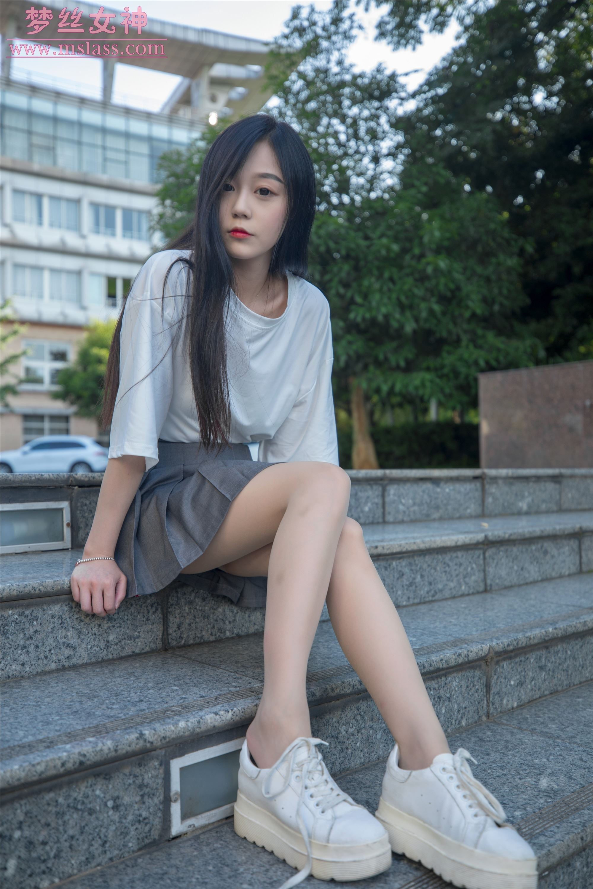 MSLASS梦丝女神 2019-06-13 Vol.034 灵灵 甜静的明星脸