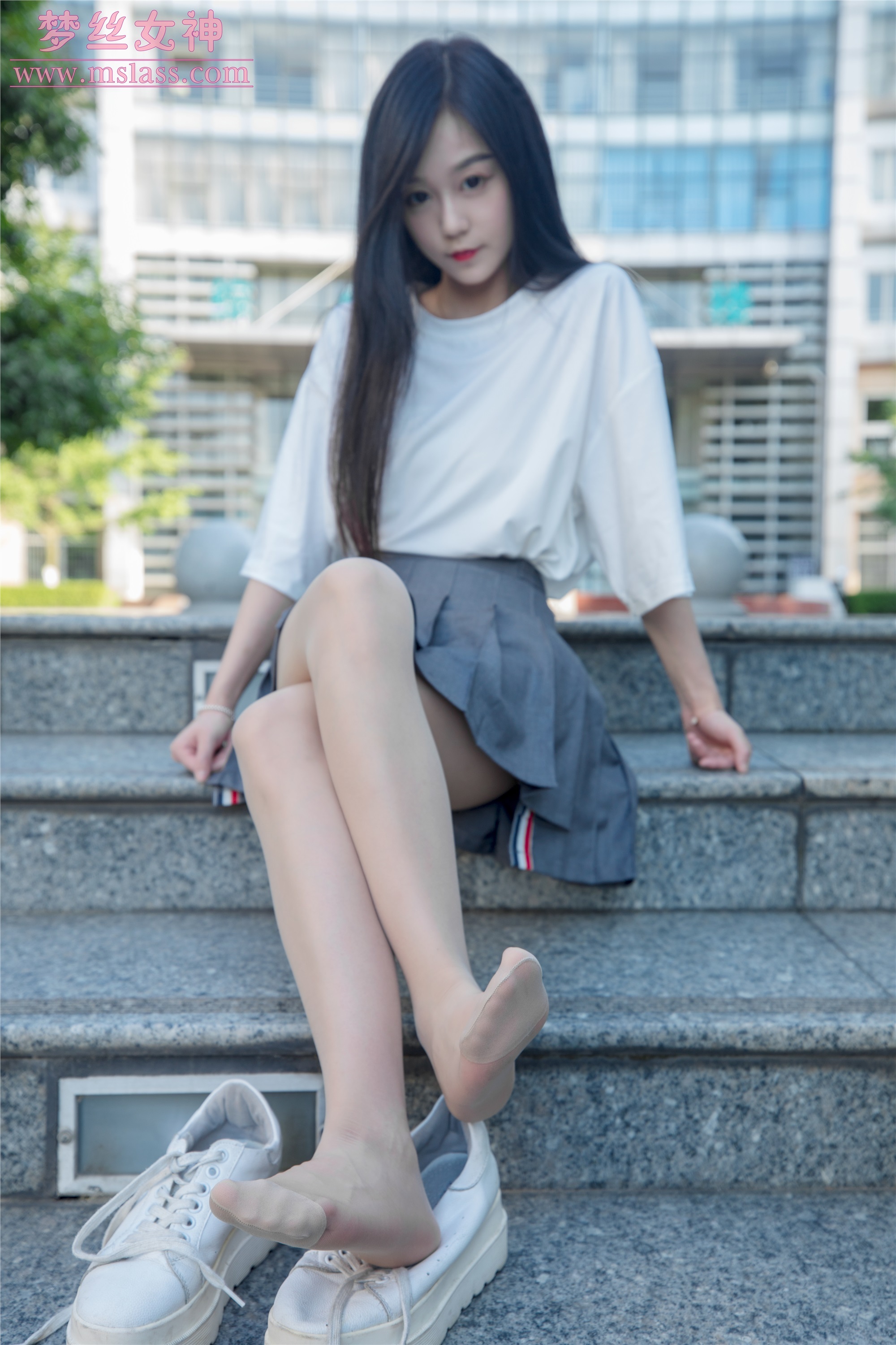 MSLASS梦丝女神 2019-06-13 Vol.034 灵灵 甜静的明星脸