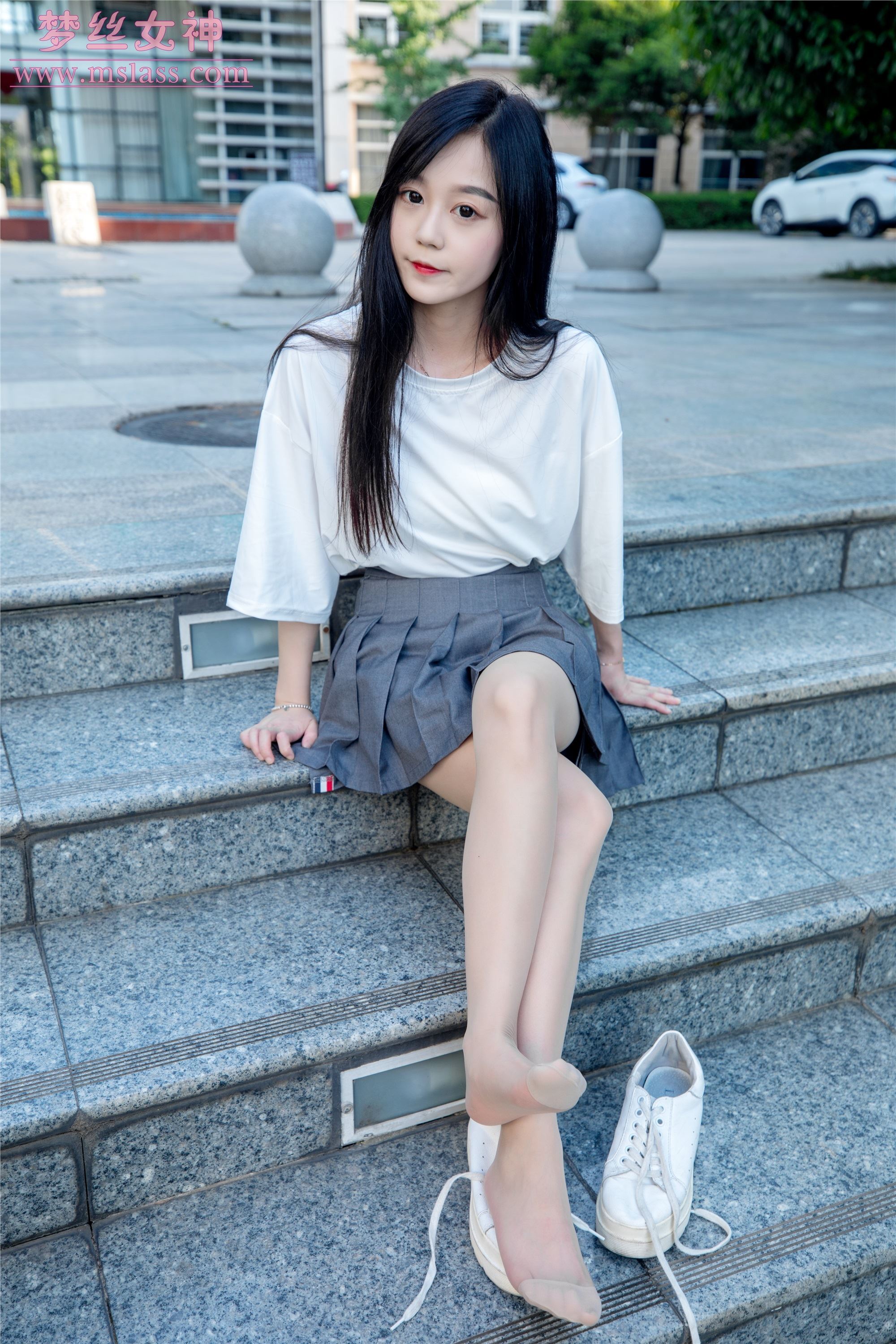 MSLASS梦丝女神 2019-06-13 Vol.034 灵灵 甜静的明星脸