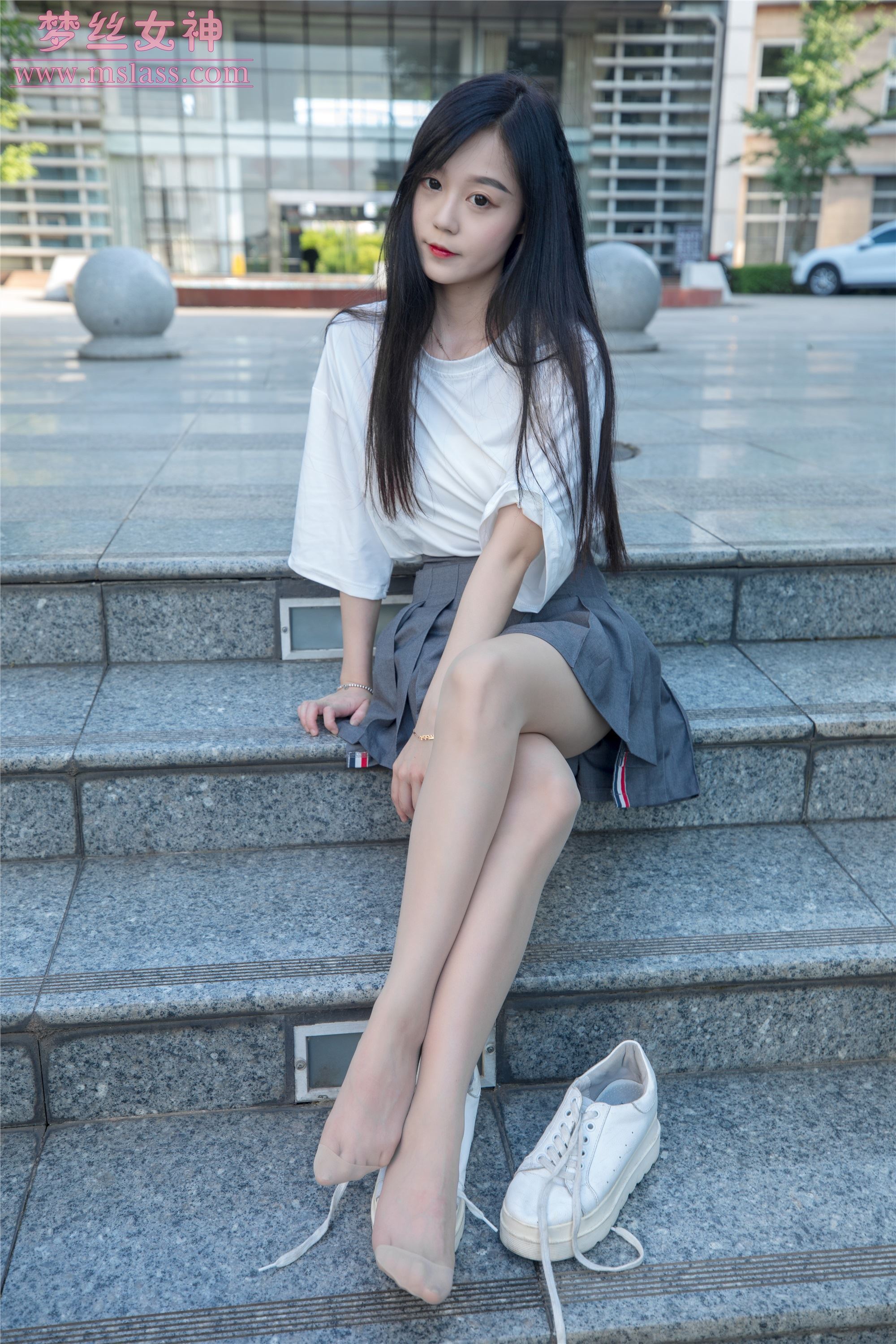 MSLASS梦丝女神 2019-06-13 Vol.034 灵灵 甜静的明星脸