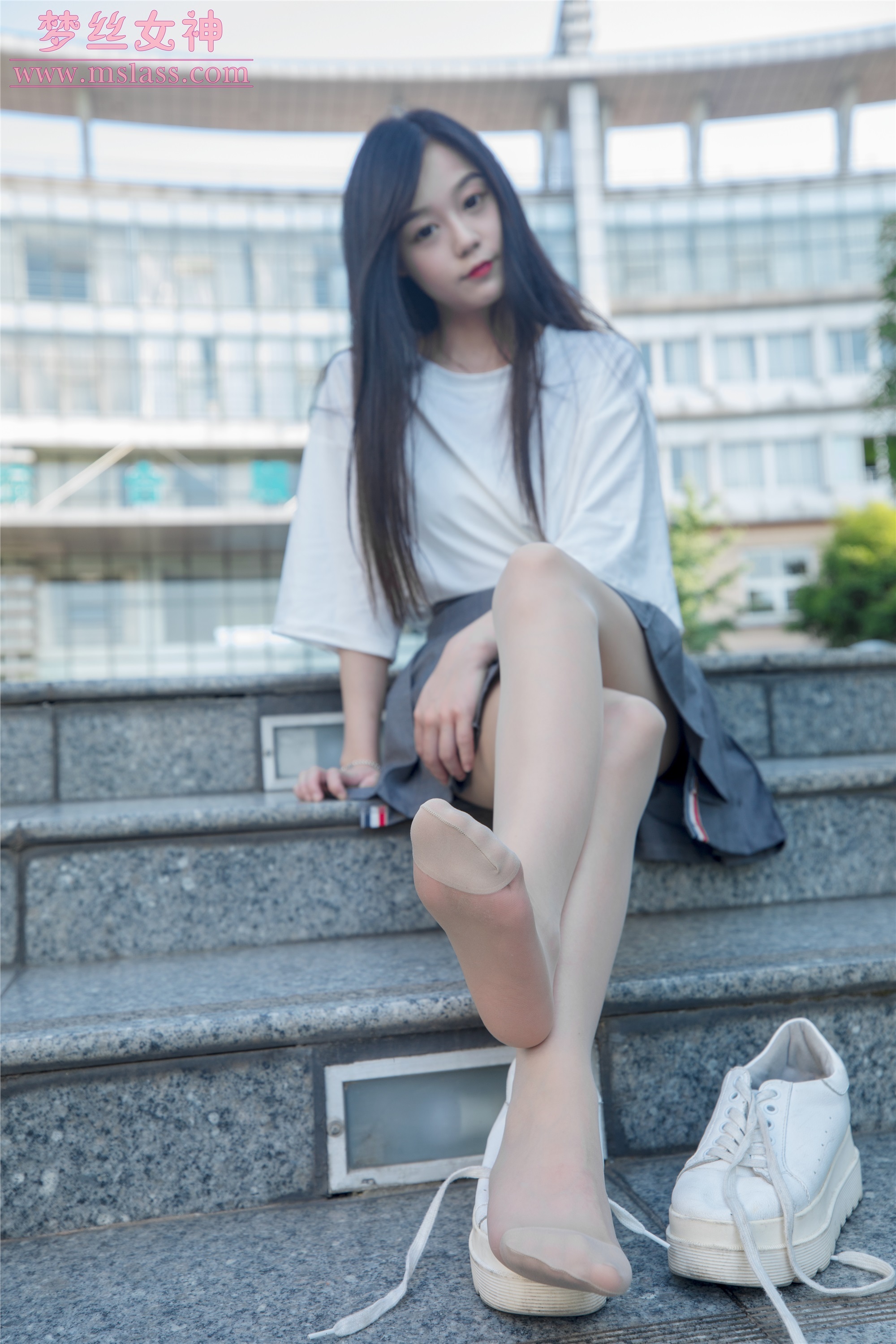 MSLASS梦丝女神 2019-06-13 Vol.034 灵灵 甜静的明星脸