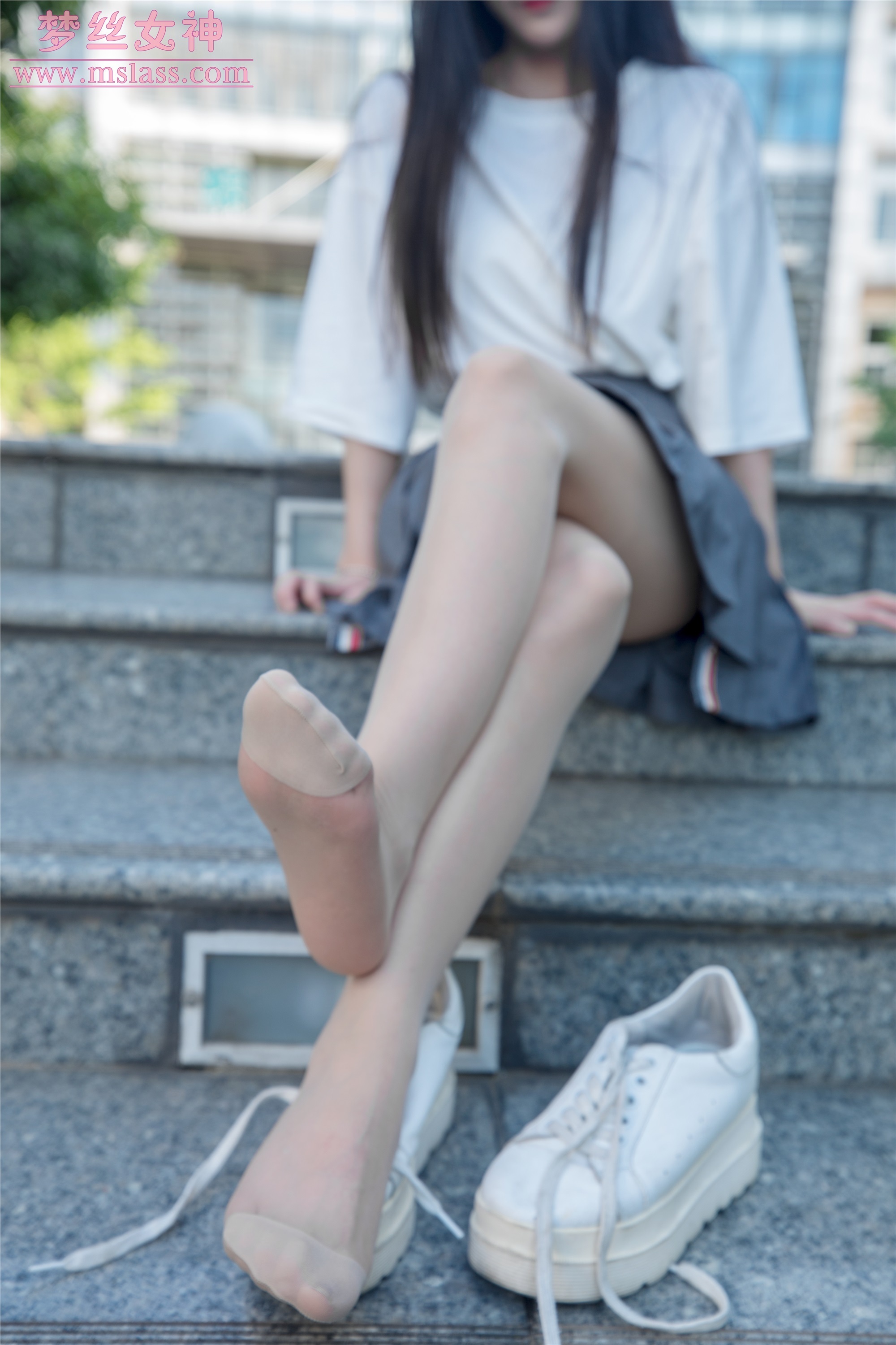 MSLASS梦丝女神 2019-06-13 Vol.034 灵灵 甜静的明星脸