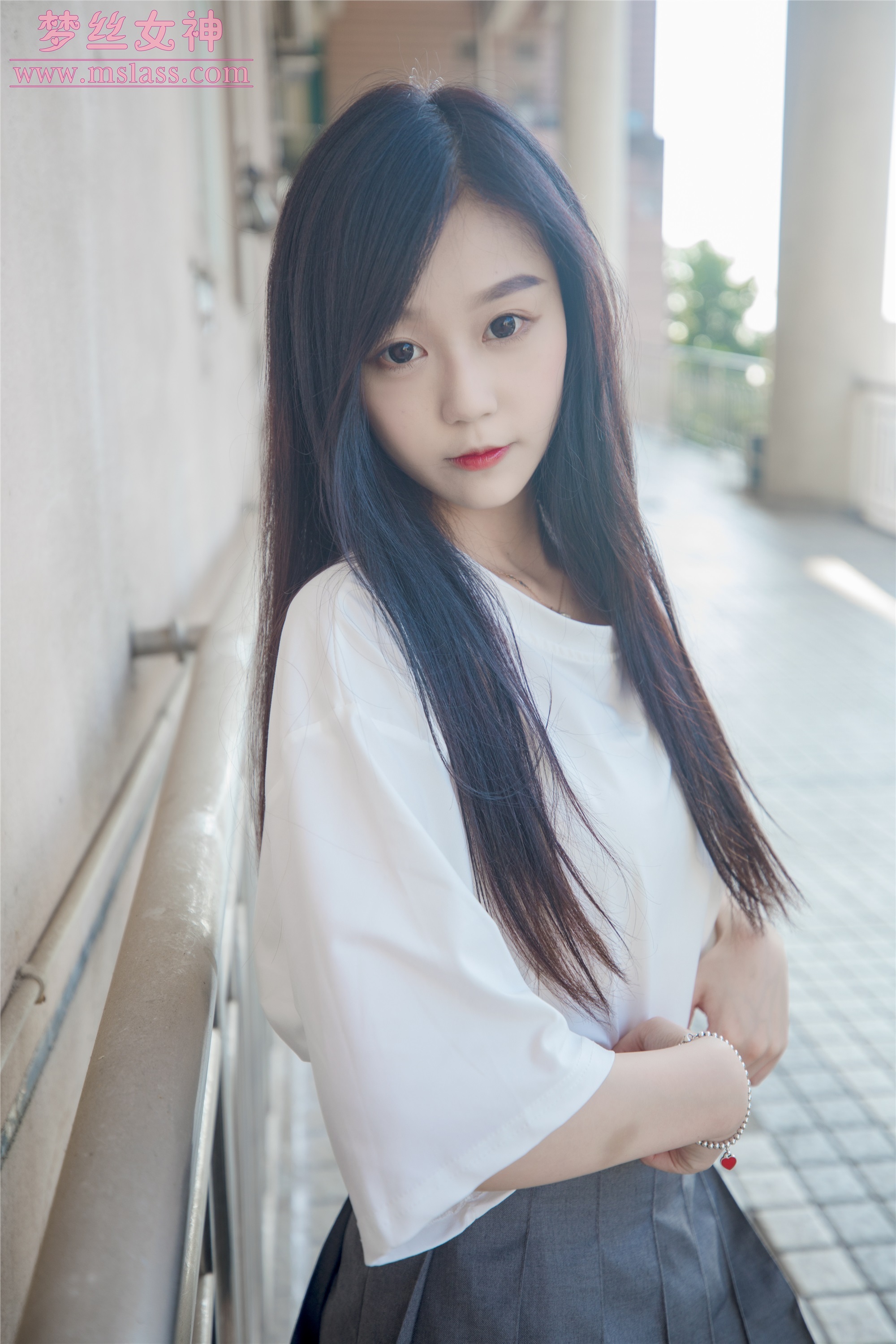 MSLASS梦丝女神 2019-06-13 Vol.034 灵灵 甜静的明星脸