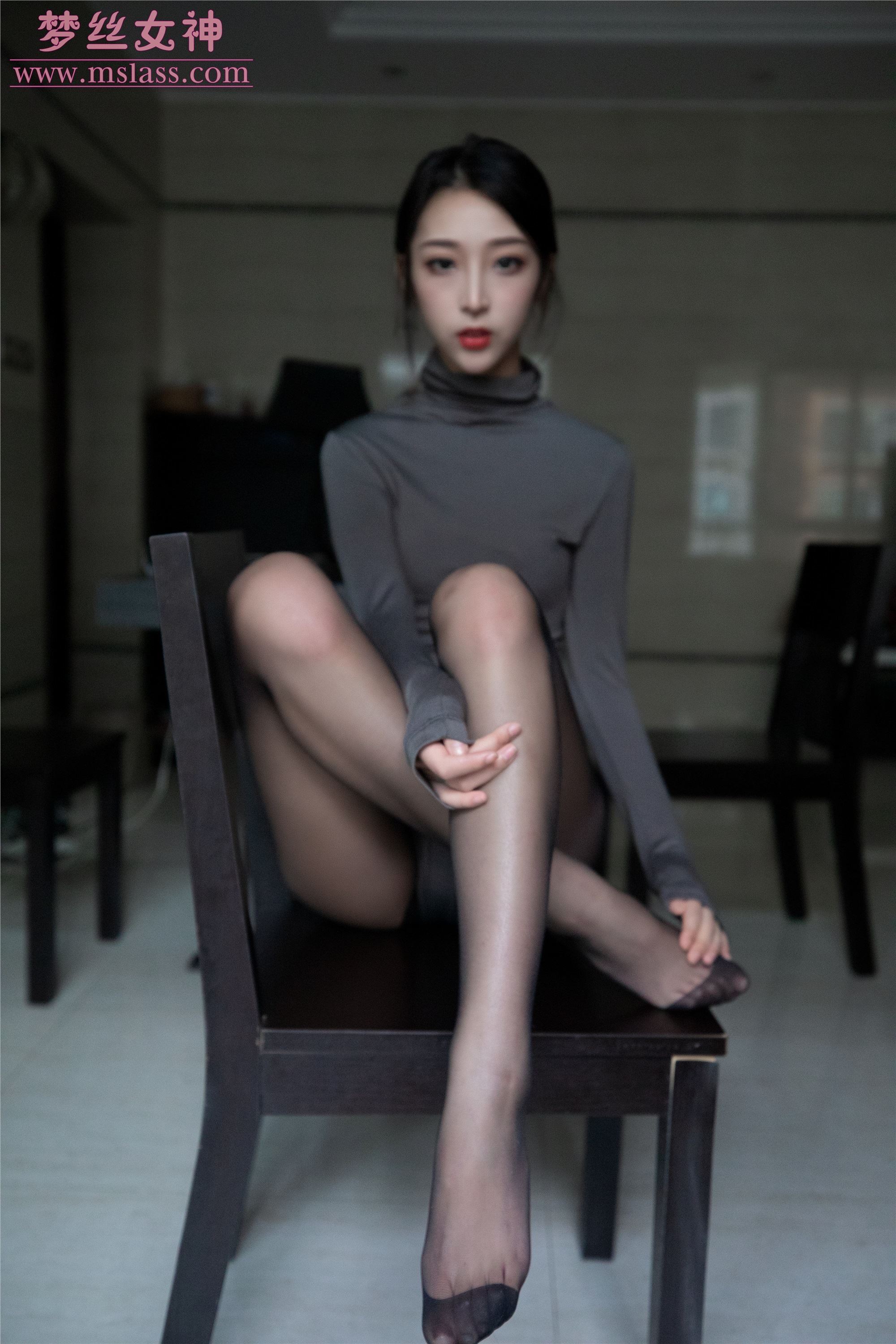 MSLASS梦丝女神 2019-08-05 Vol.040 乔儿 美女主播（精）