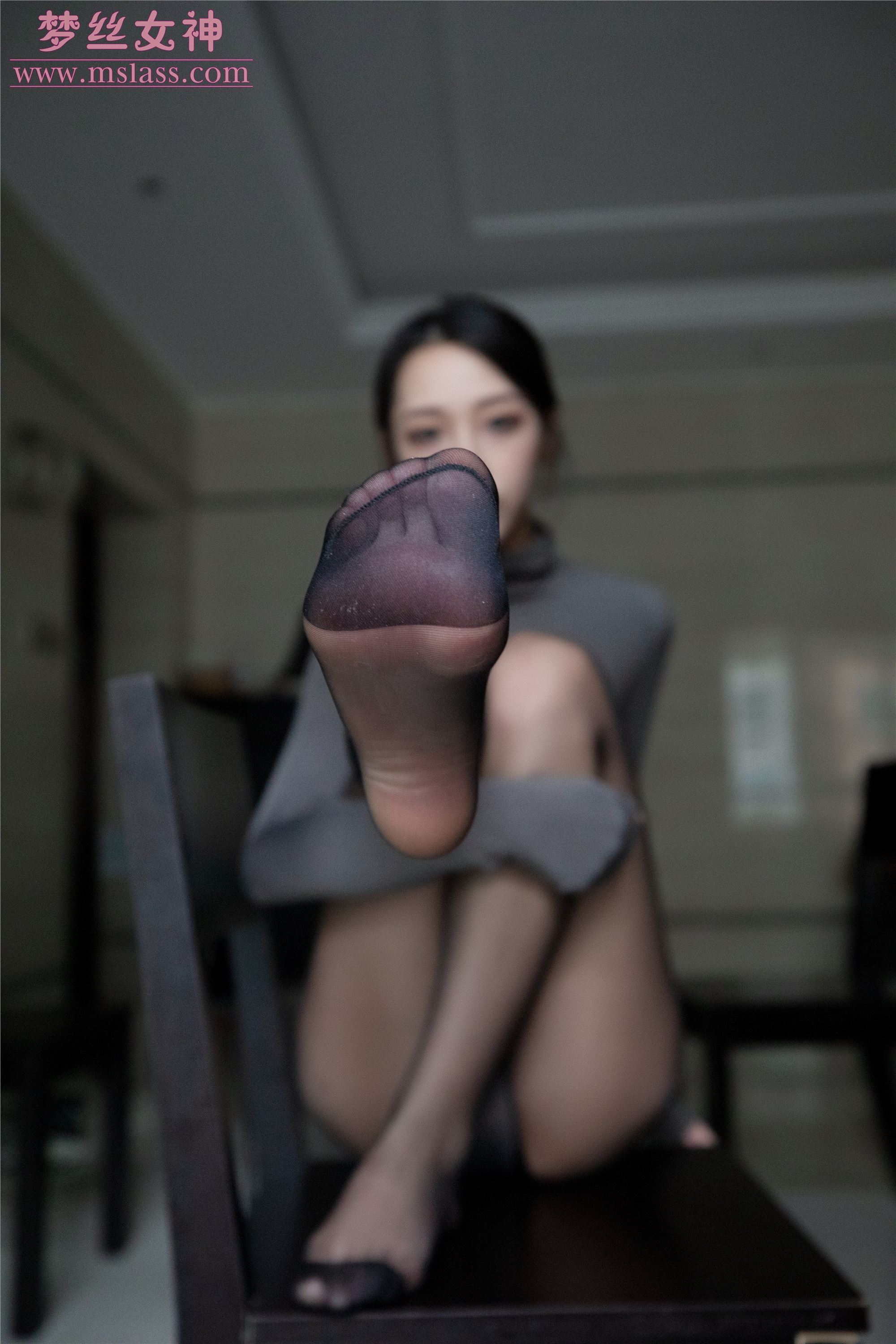 MSLASS梦丝女神 2019-08-05 Vol.040 乔儿 美女主播（精）