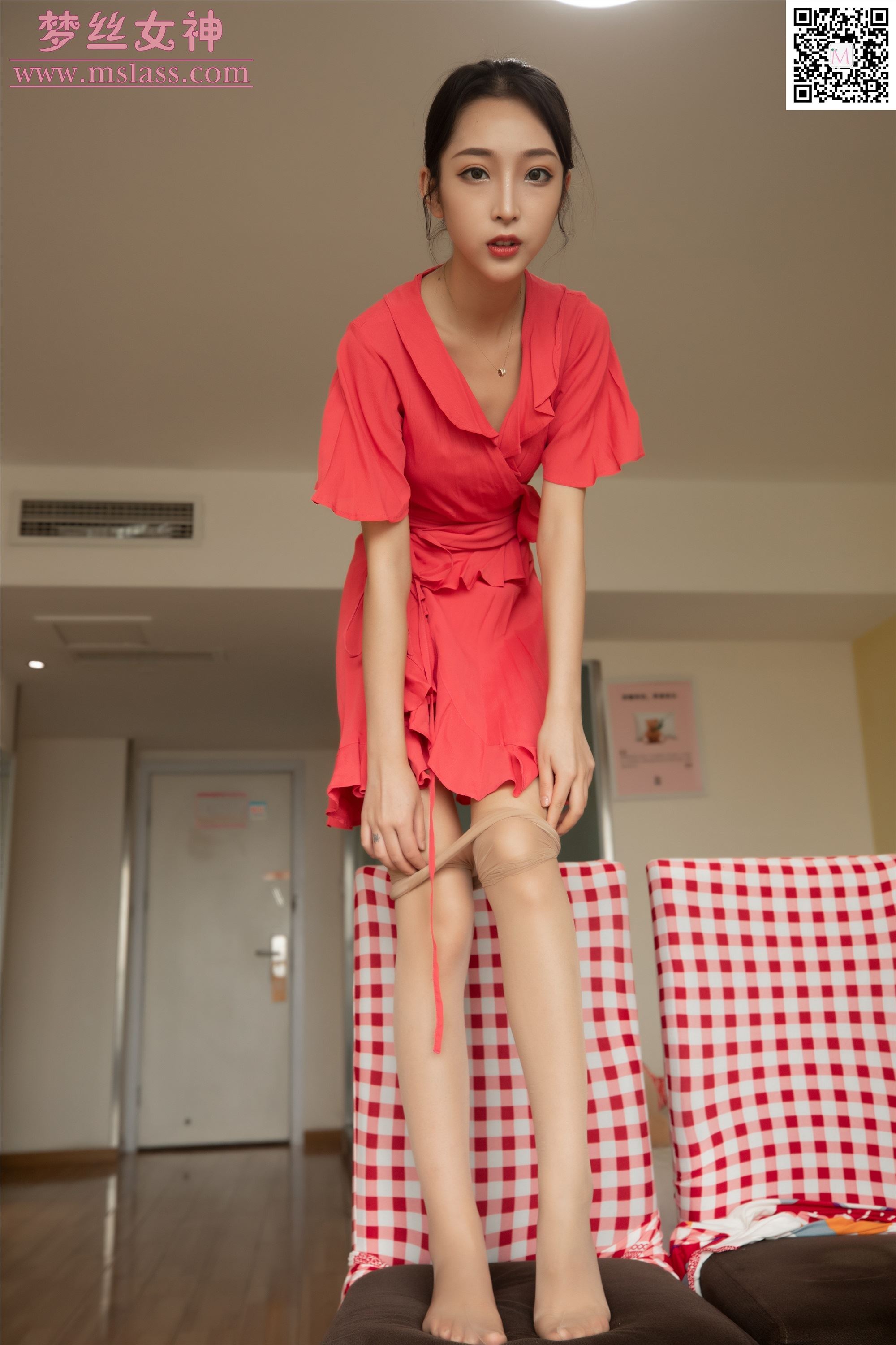 MSLASS梦丝女神 2019-09-22 Vol.050 乔儿 肤与黑