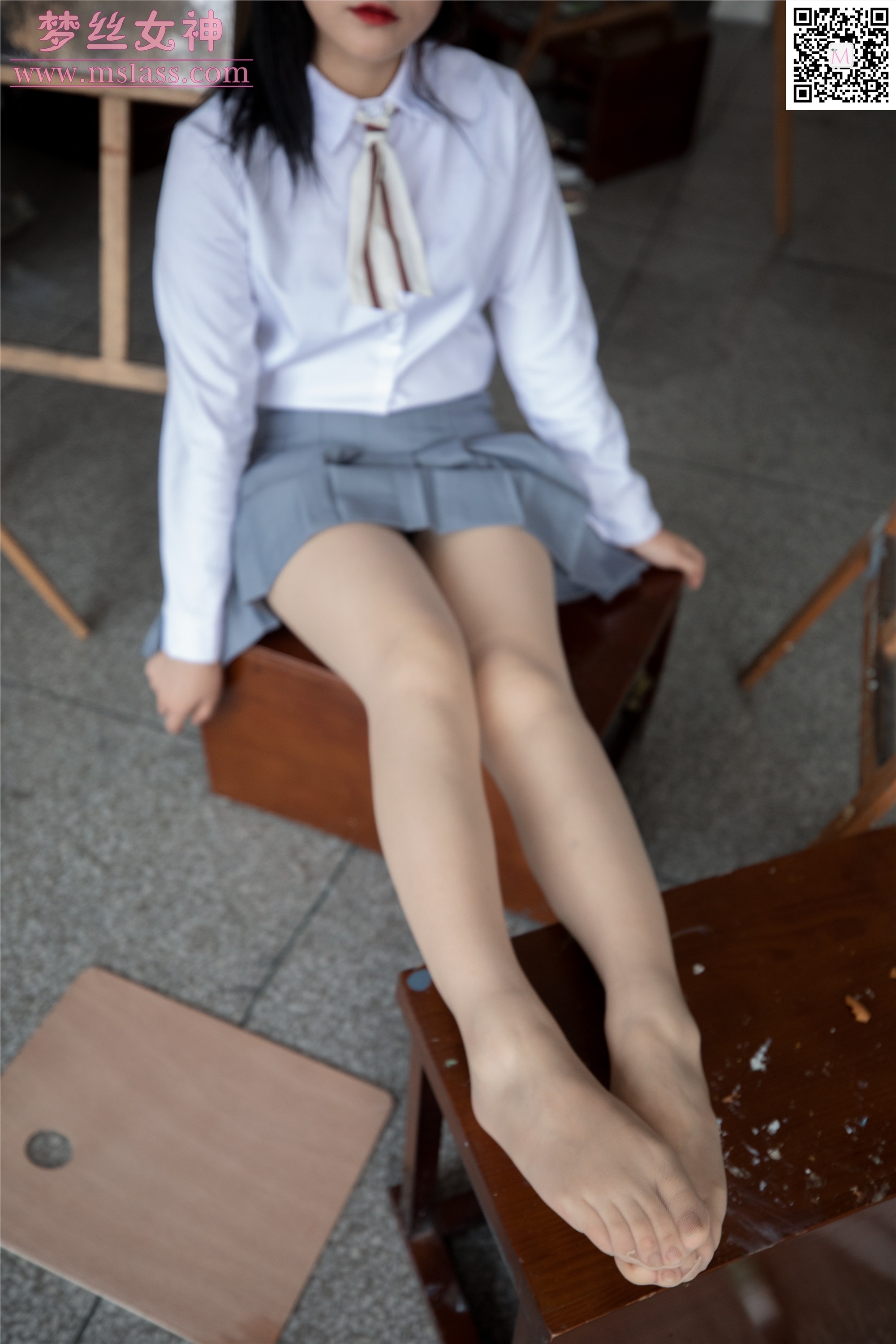 MSLASS梦丝女神 2019-09-25 Vol.053 恬恬 画室少女