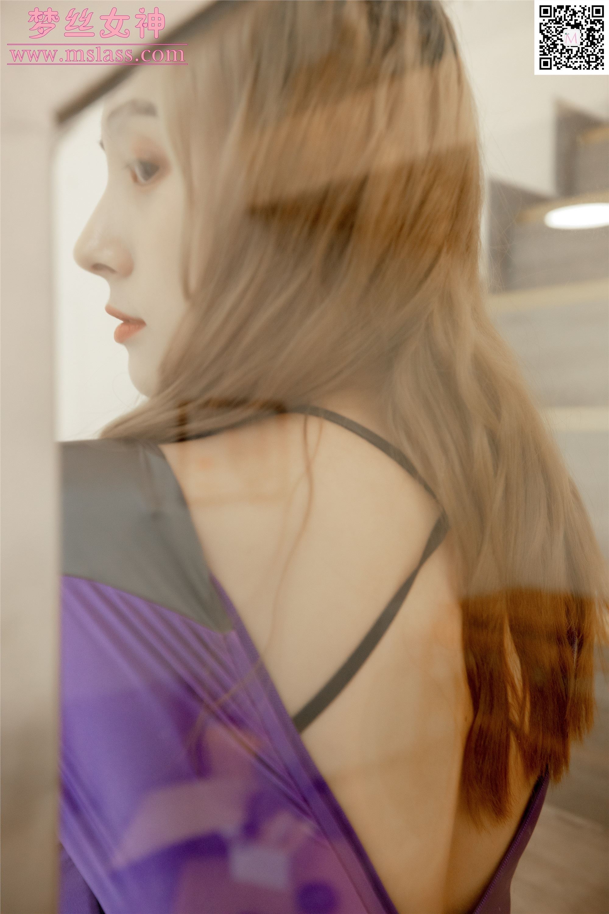 MSLASS梦丝女神 2019-09-29 Vol.054 小允儿 这丝袜腿太长了