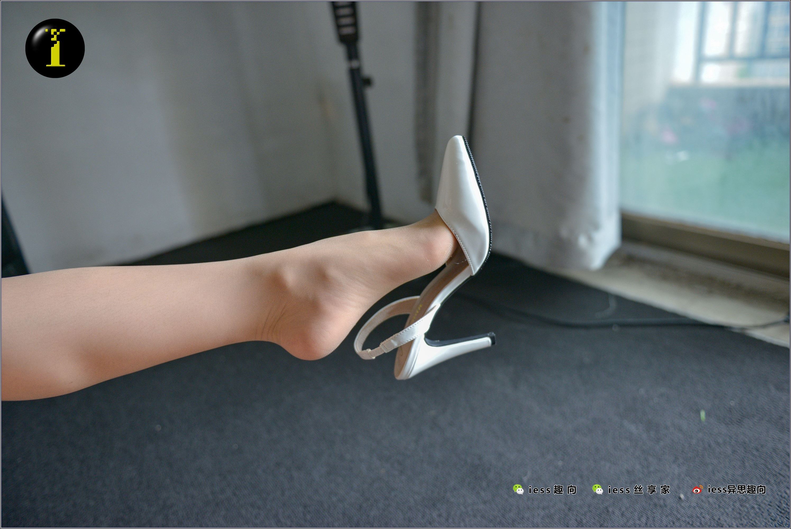 IESS异思趣向  普惠集 009-范美美 把穿得起球的袜子换了