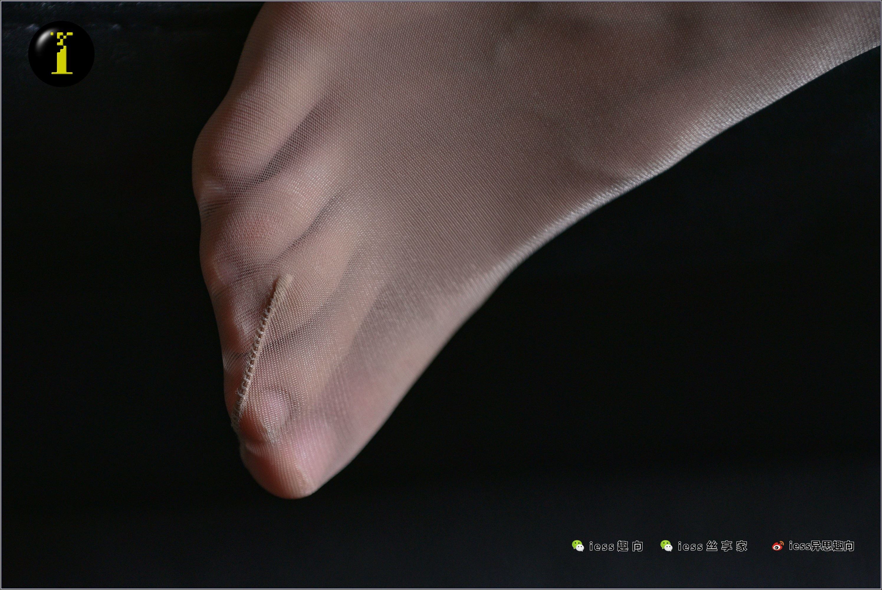 IESS异思趣向  普惠集 012-暖暖 红色高跟鞋B-特写