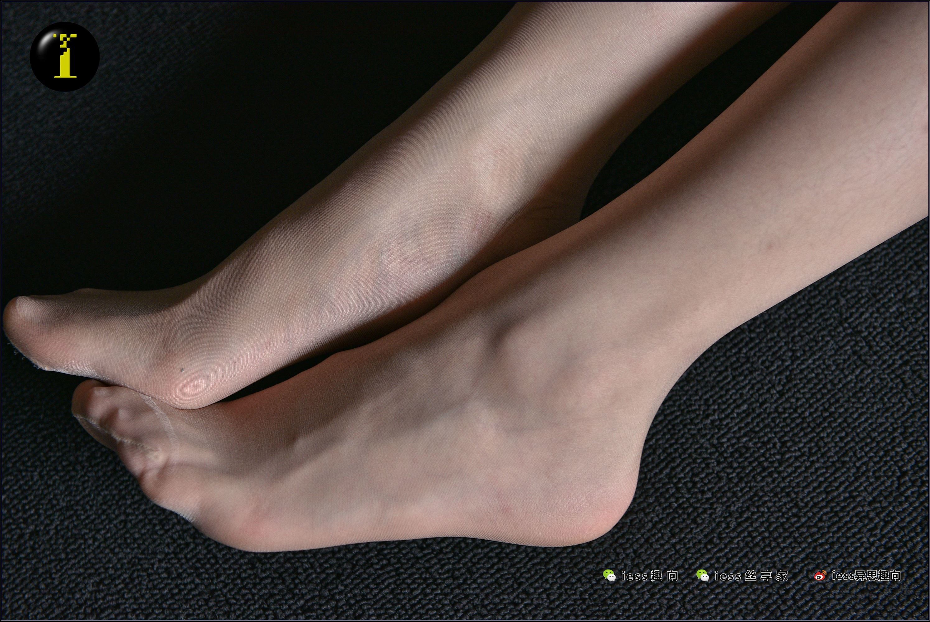 IESS异思趣向  普惠集 012-暖暖 红色高跟鞋B-特写