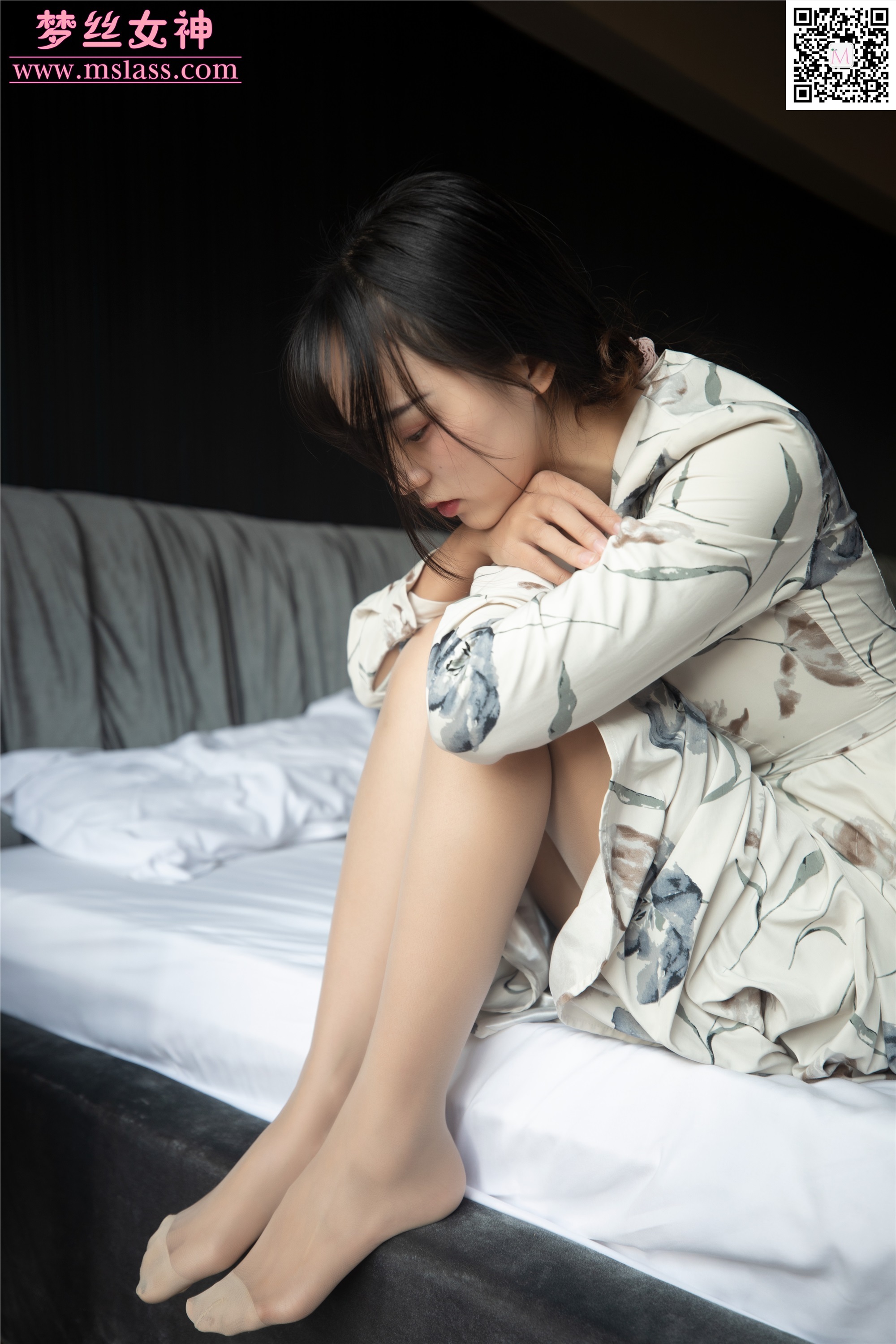 MSLASS梦丝女神 2019-11-08 Vol.065 玥玥 长裙的美人坯子