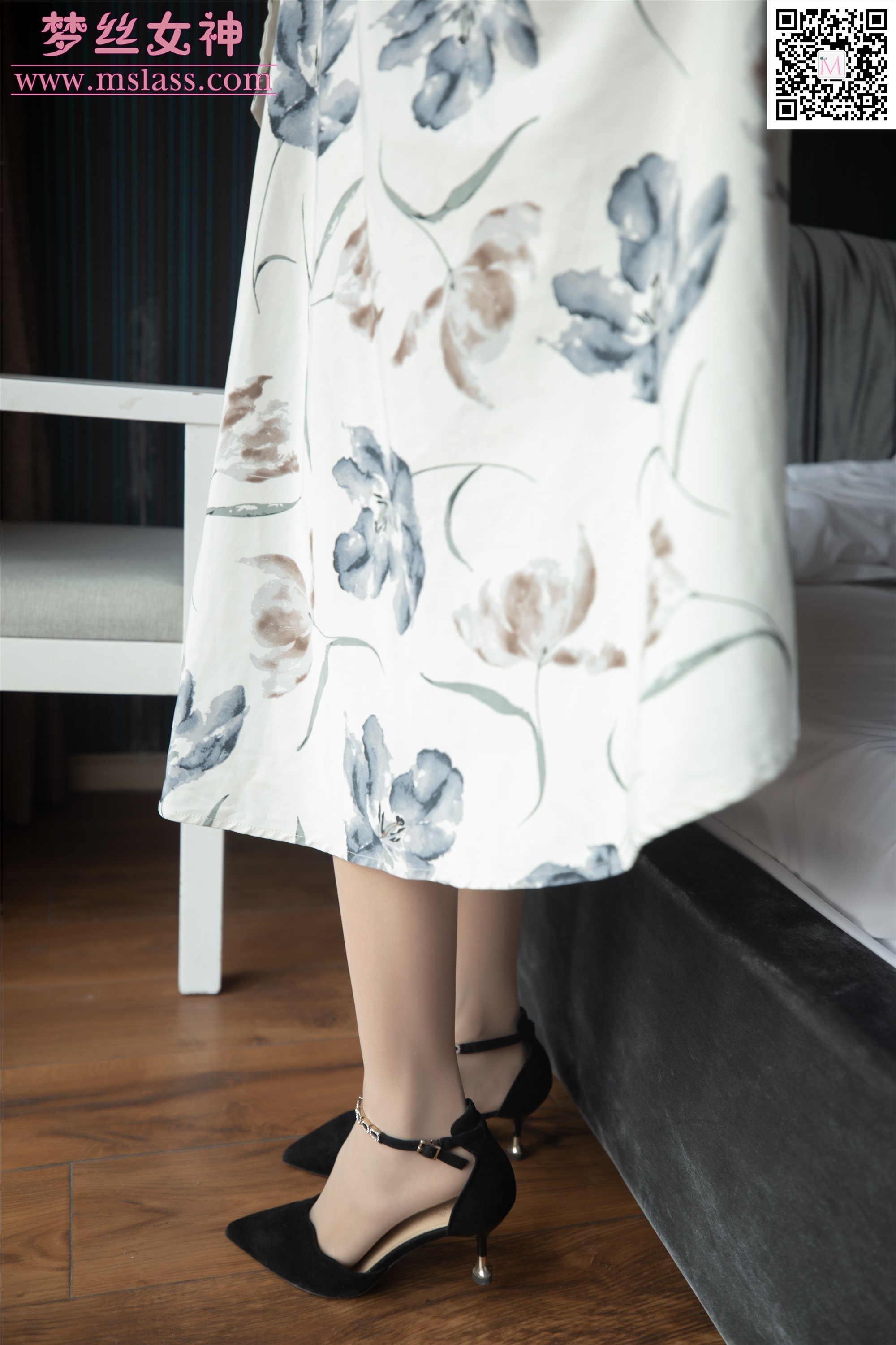 MSLASS梦丝女神 2019-11-08 Vol.065 玥玥 长裙的美人坯子
